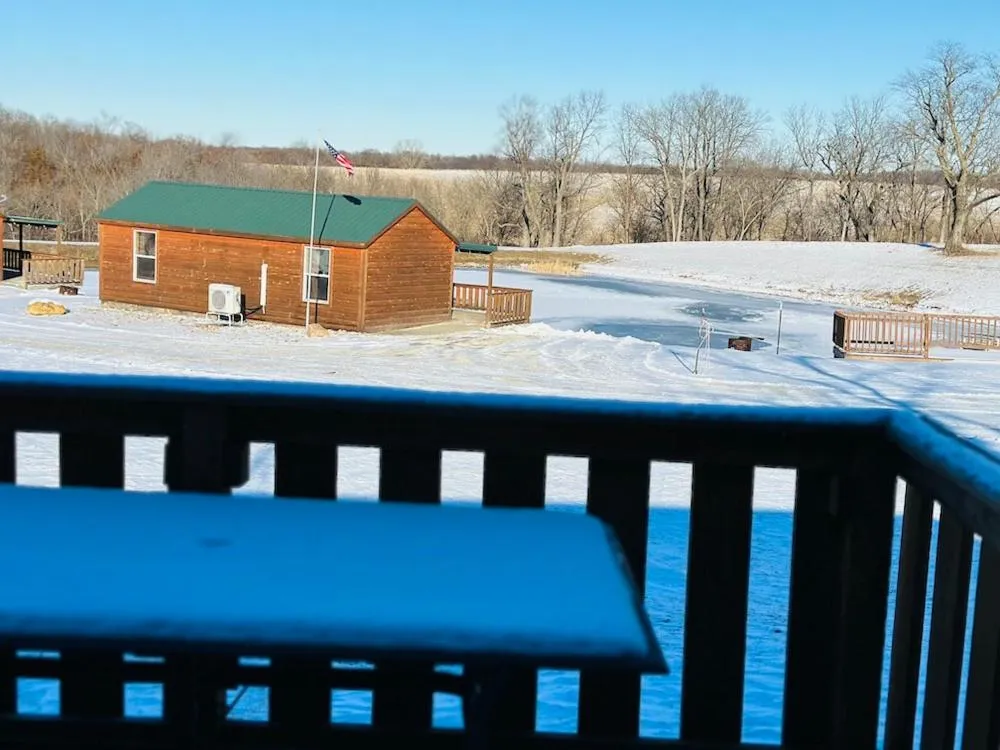 Country Cabins Hotel