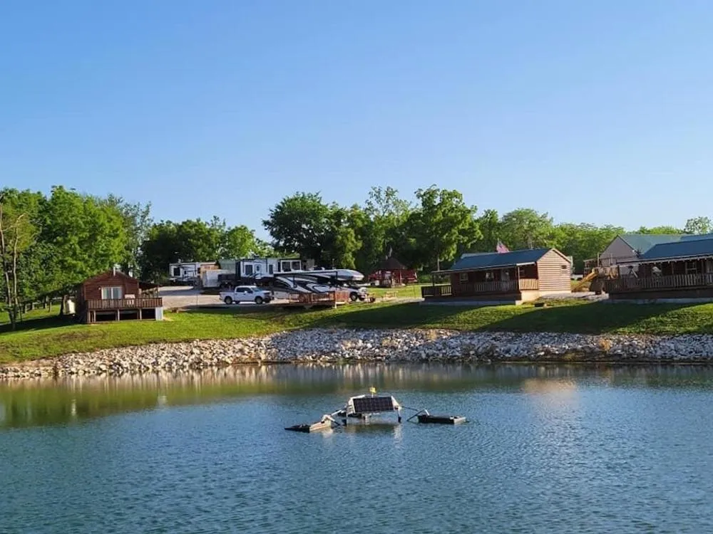 Country Cabins Hotel