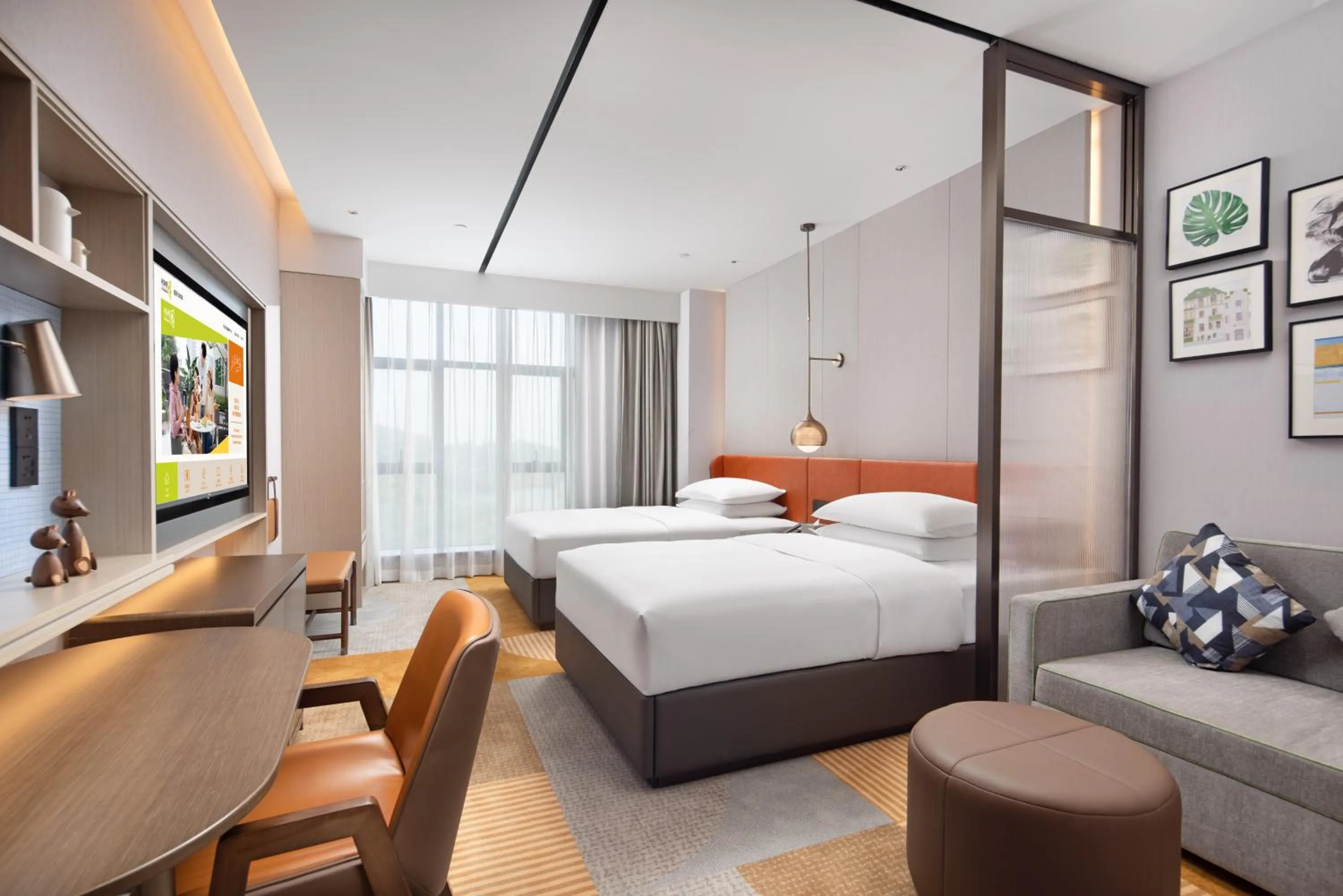 Bed in Home2 Suites By Hilton Shenzhen Dalang