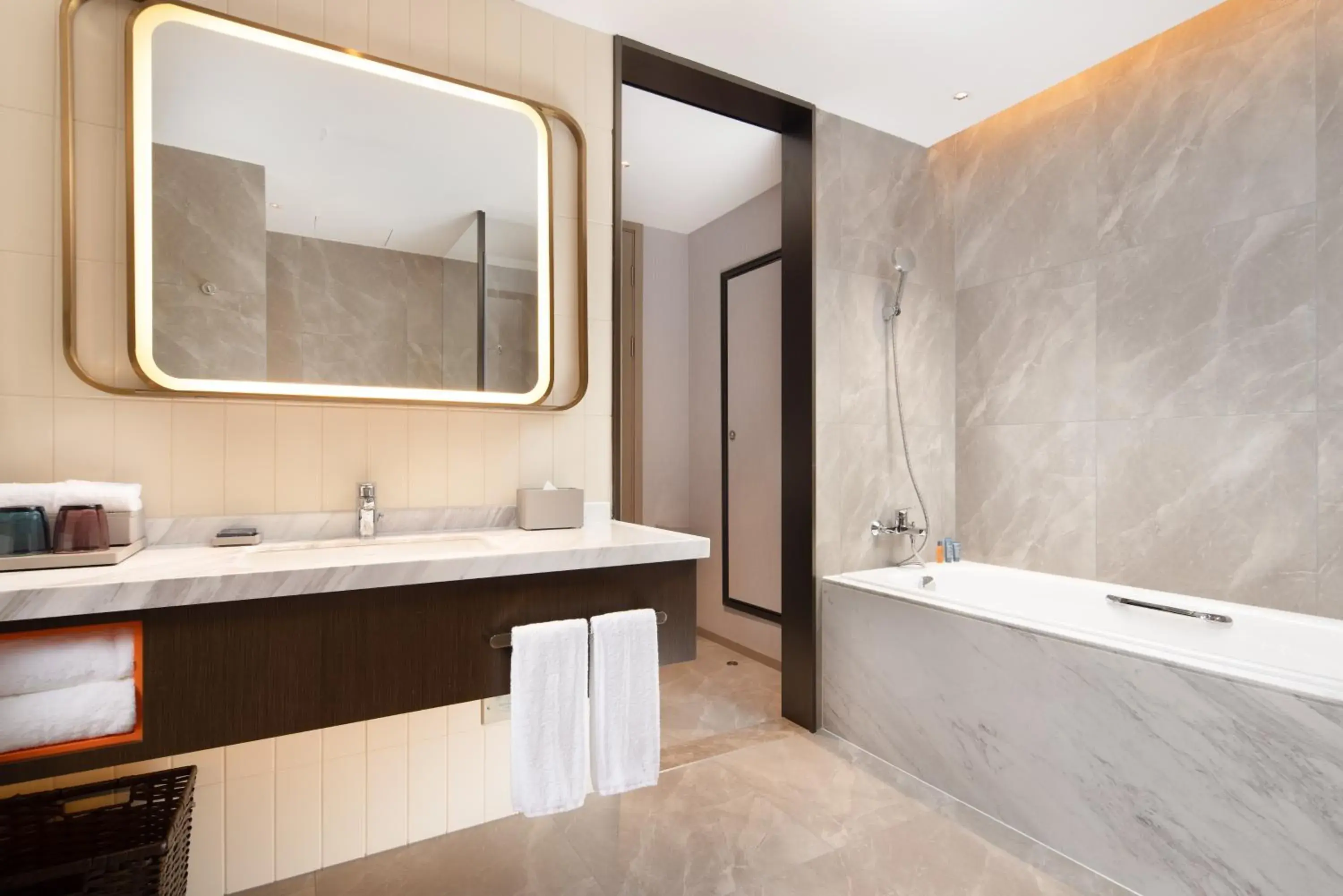 Home2 Suites By Hilton Shenzhen Dalang Home2 Suites By Hilton Shenzhen Dalang