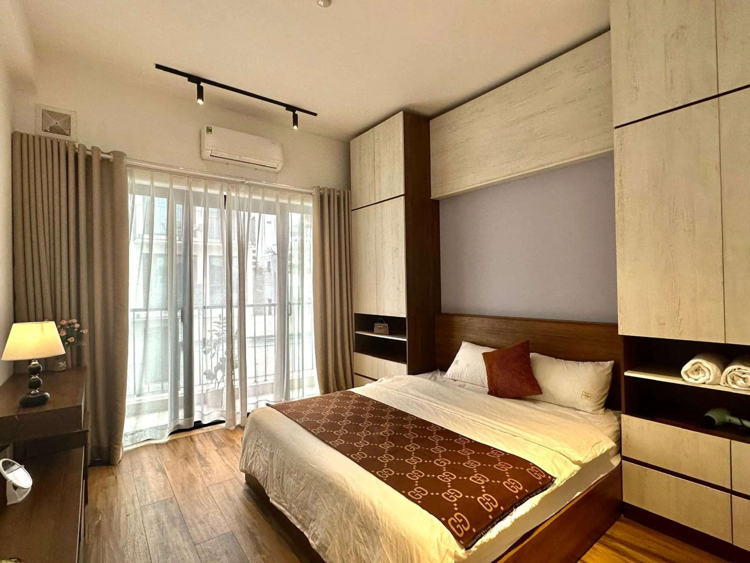 Bedroom, Bed in Luxe Paradise Residence 88 Tu Hoa