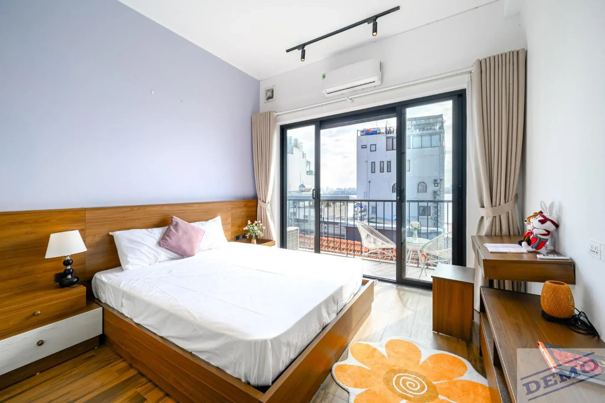 Two-Bedroom Deluxe Apartment in Luxe Paradise Residence 88 Tu Hoa Two-Bedroom Deluxe Apartment in Luxe Paradise Residence 88 Tu Hoa