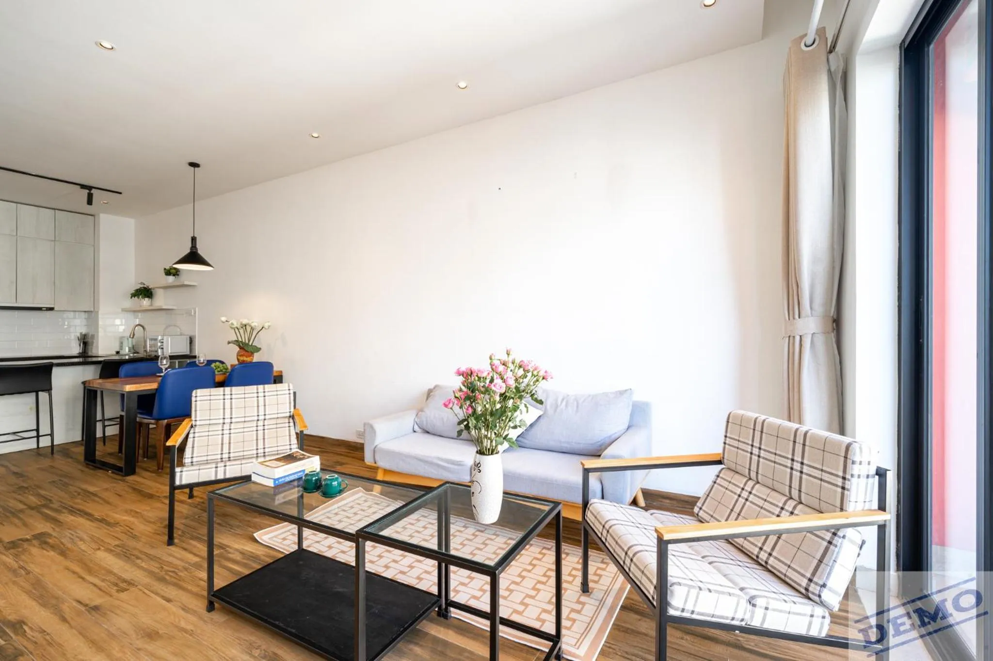 Living room in Luxe Paradise Residence 88 Tu Hoa