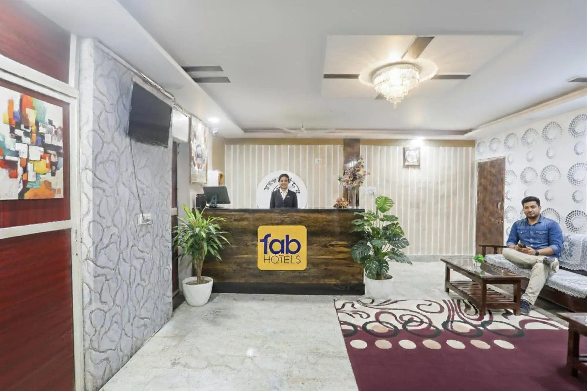 Lobby or reception in Via Samriddhi - Varanasi Junction Station Lobby or reception in Via Samriddhi - Varanasi Junction Station