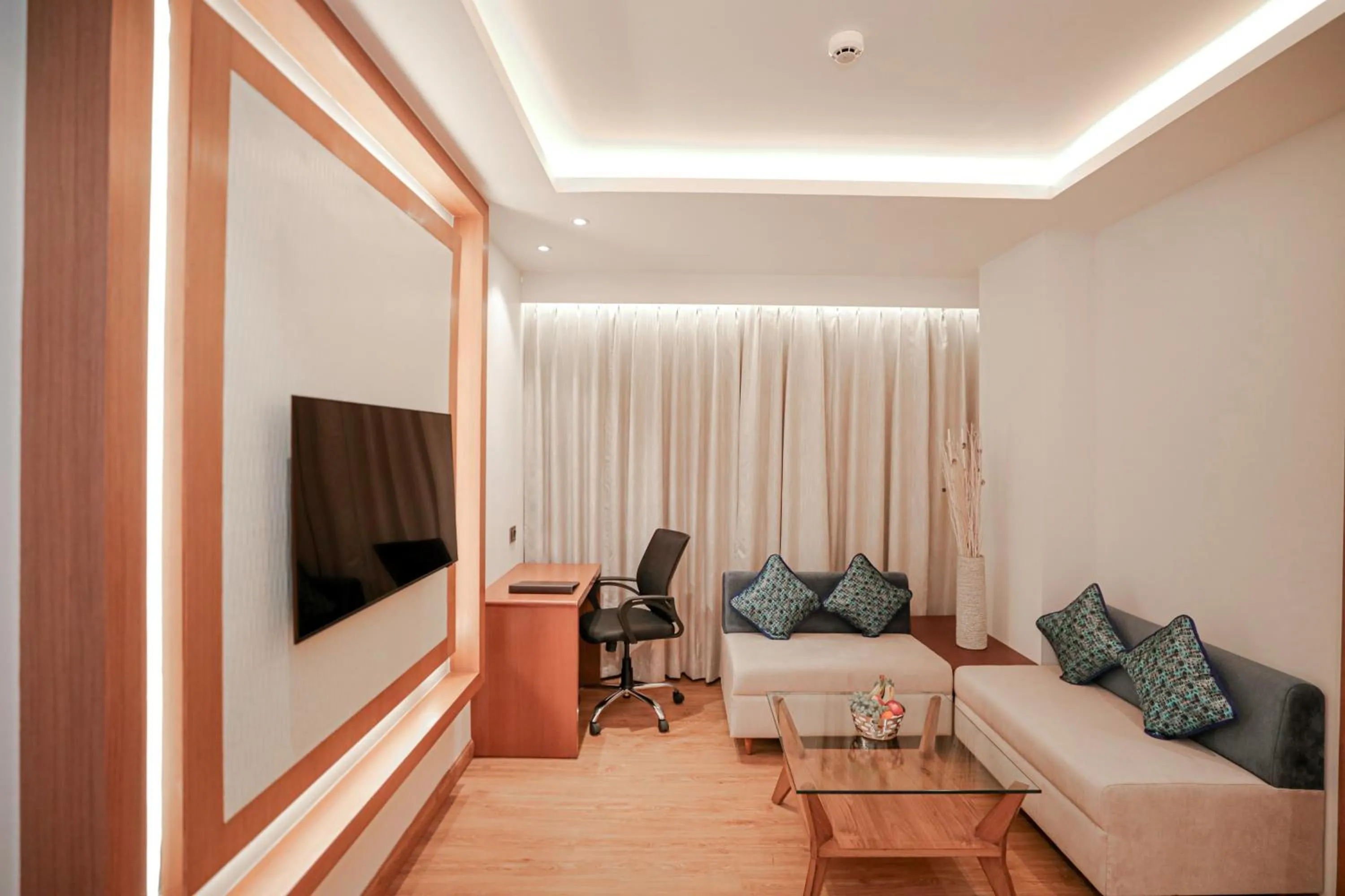 Seating area in Regenta Place Bhopal by Royal Orchid Hotels Limited