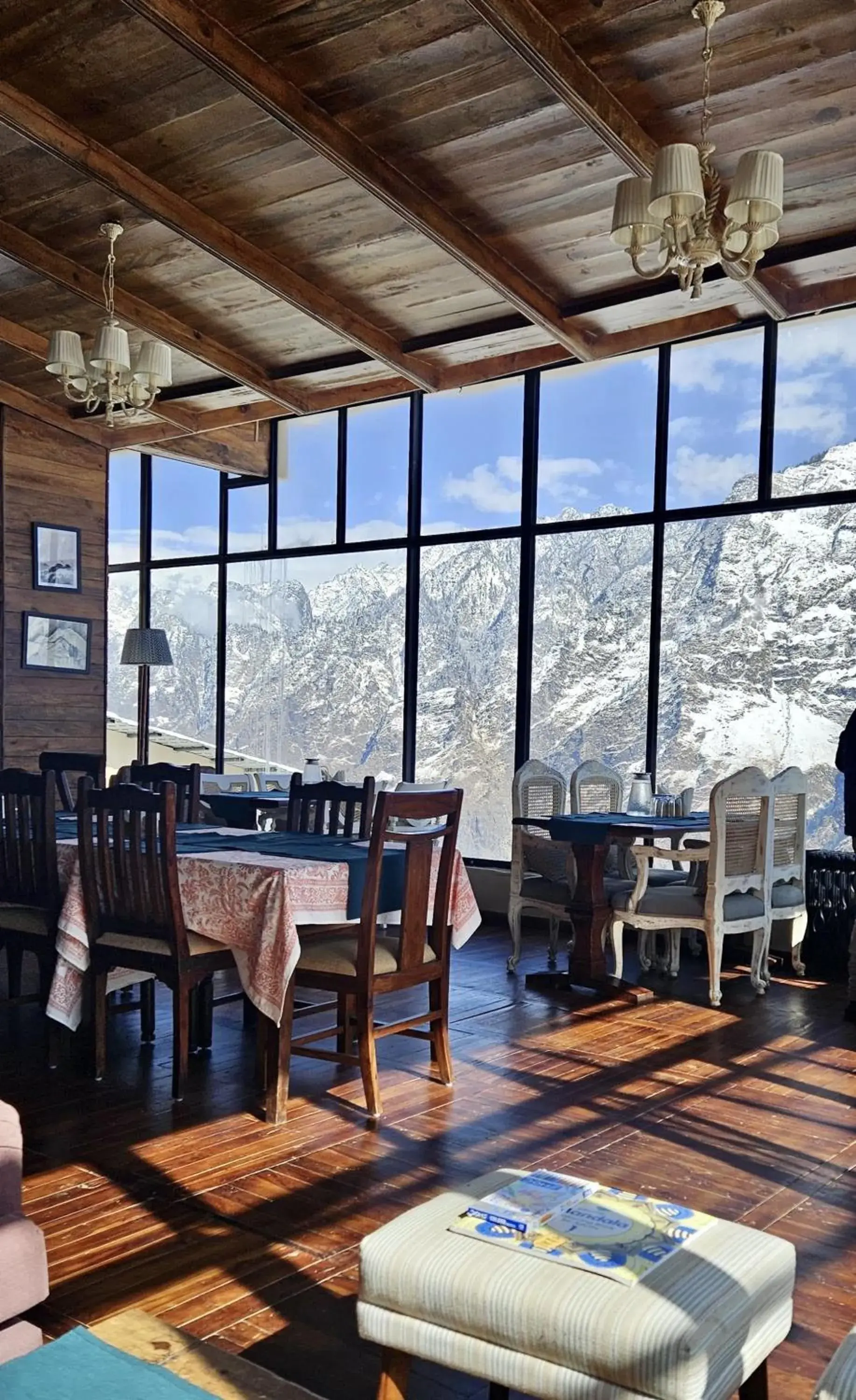 Restaurant/places to eat in Faraway Cottages, Auli Restaurant/places to eat in Faraway Cottages, Auli