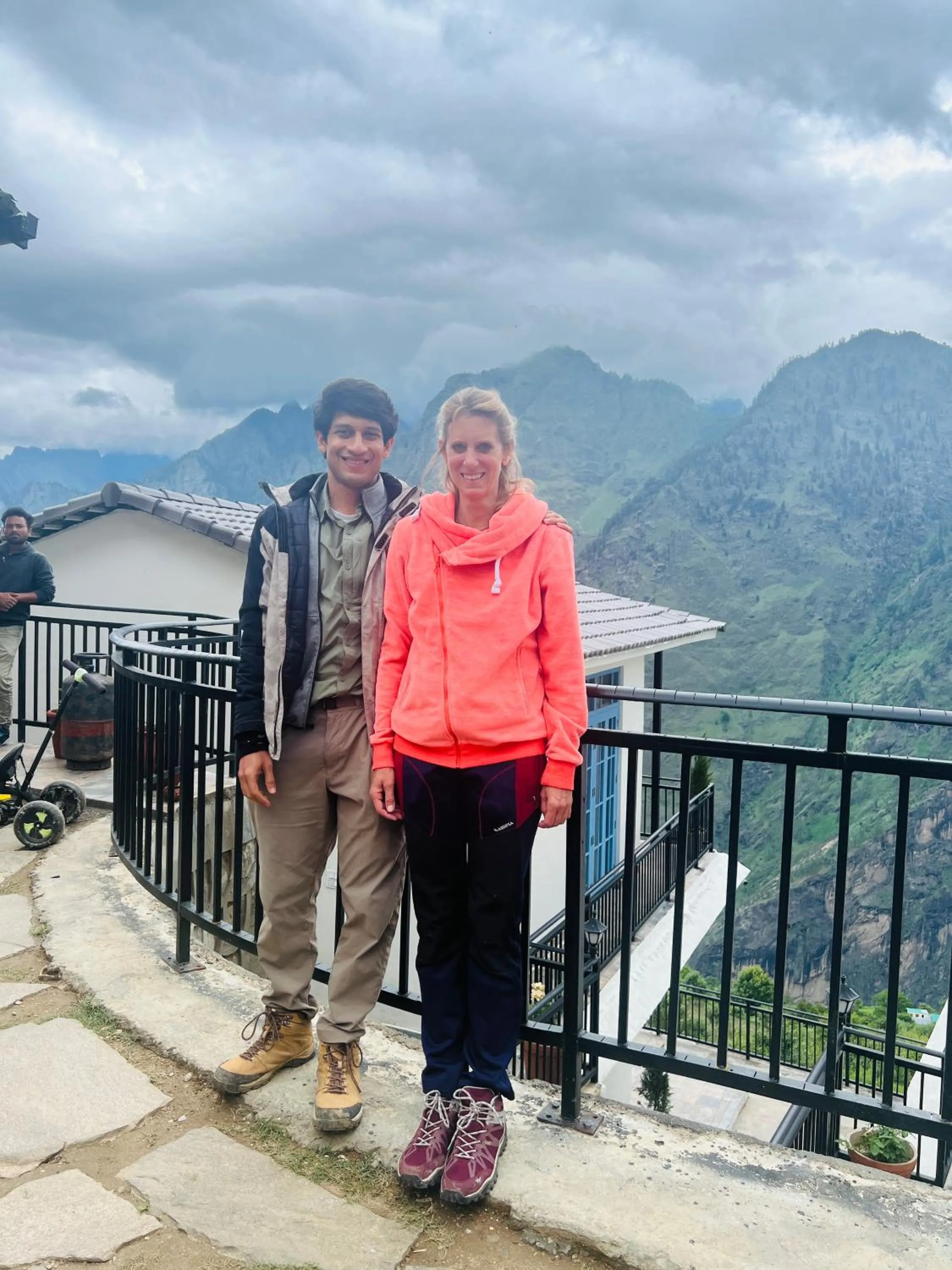 Guests in Faraway Cottages, Auli