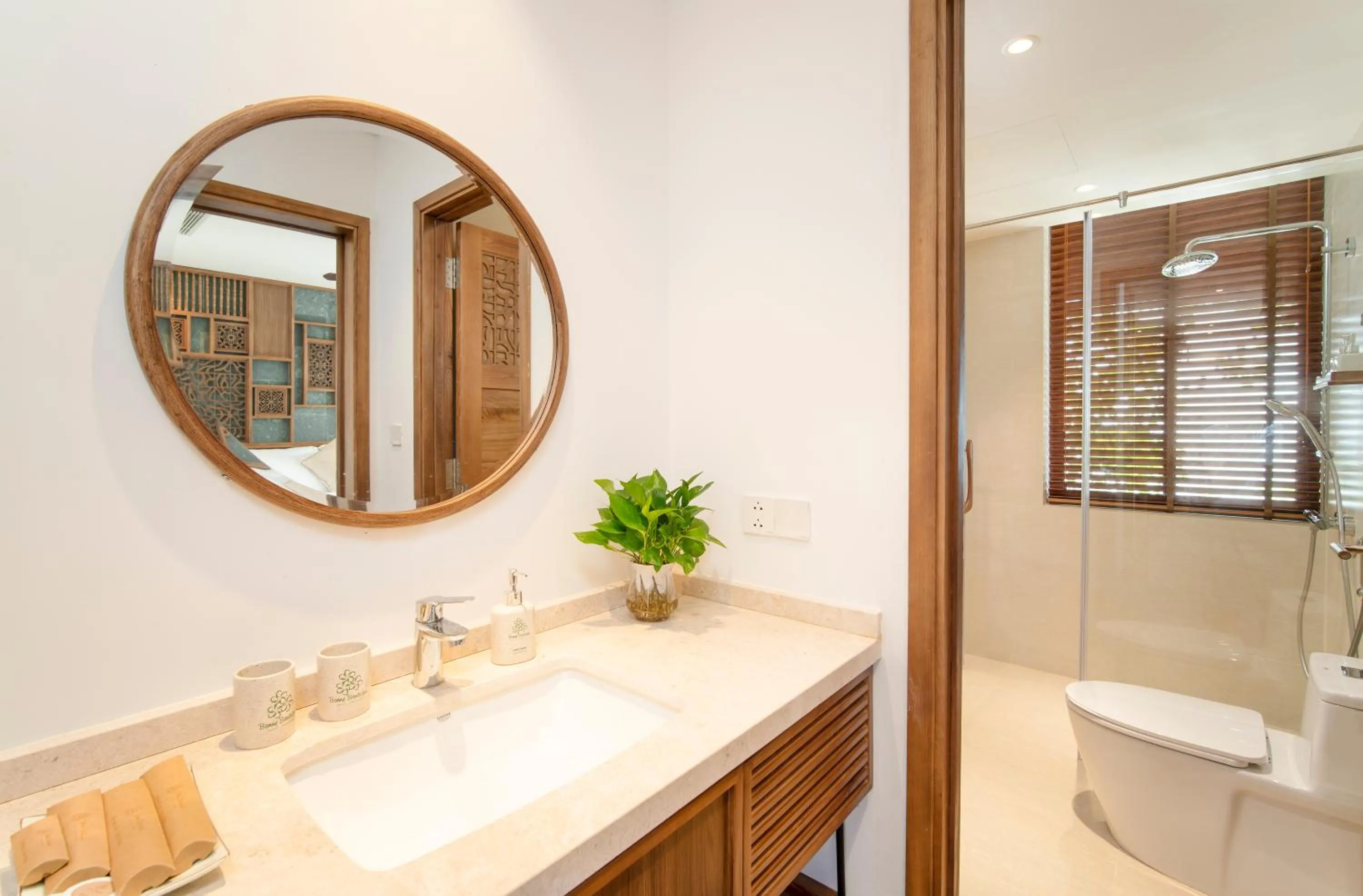 Shower in Bonny Boutique Hotel Da Nang