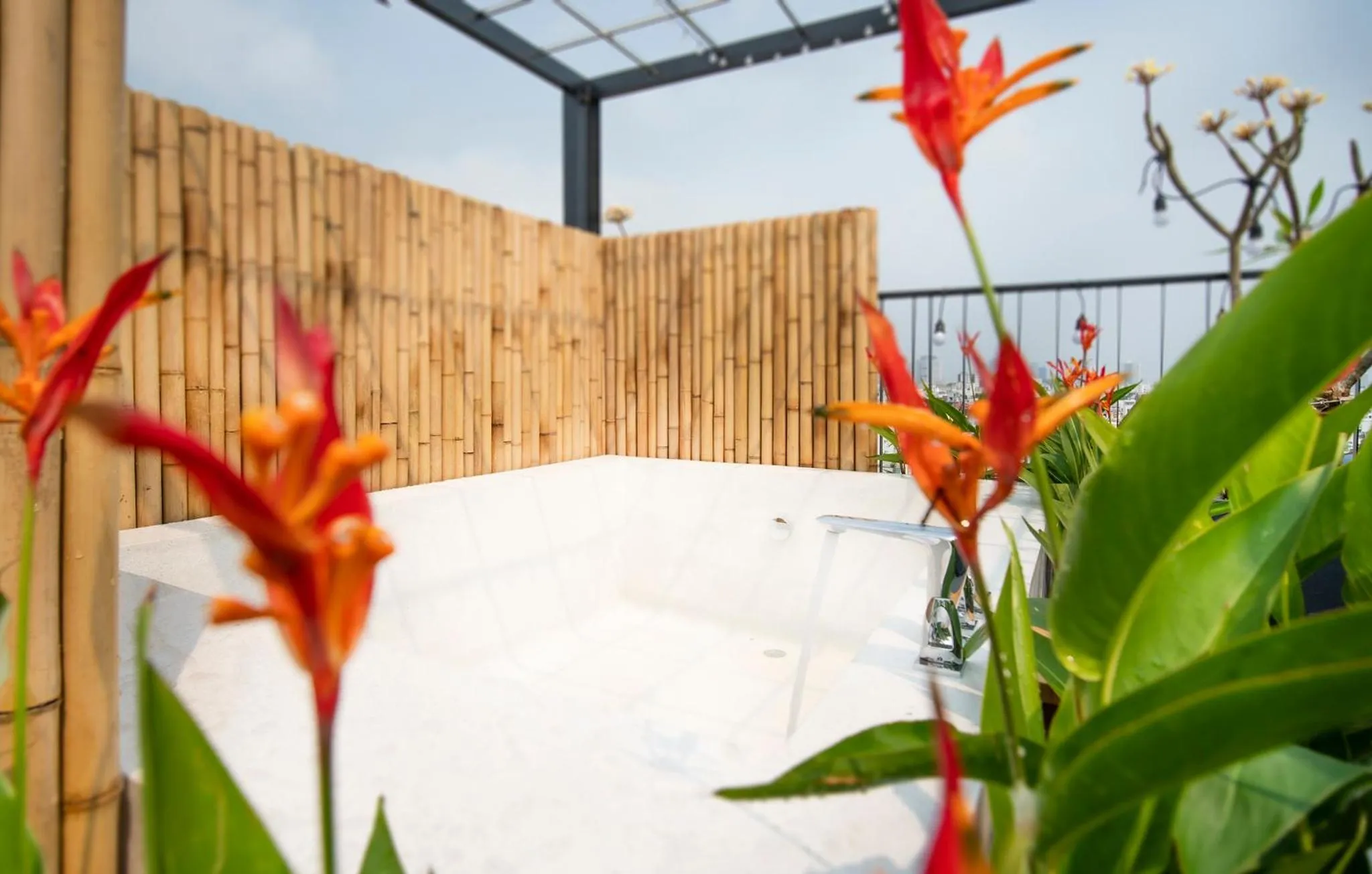 Bath in Bonny Boutique Hotel Da Nang