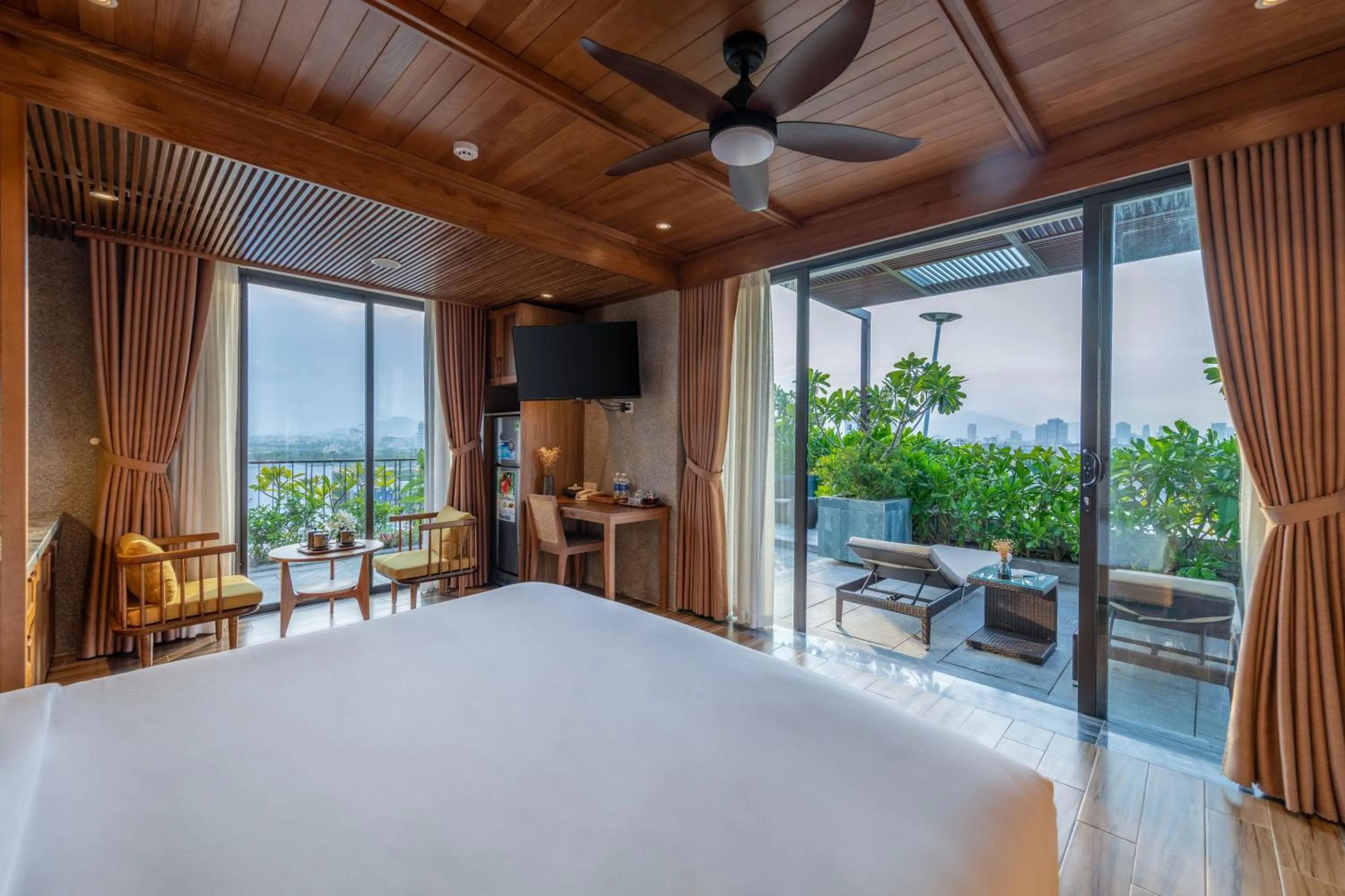 View (from property/room), Bed in Bonny Boutique Hotel Da Nang