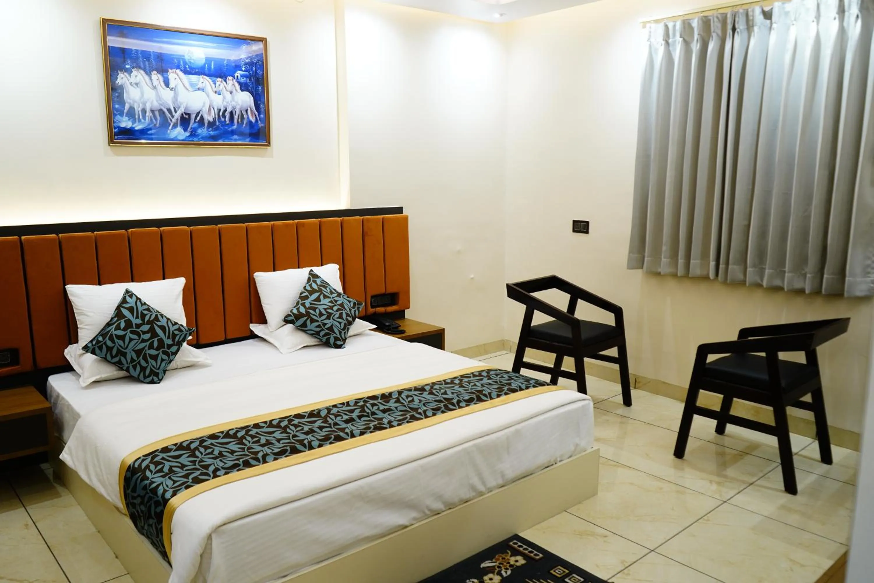 Bed in Hotel Shakuntla Palace