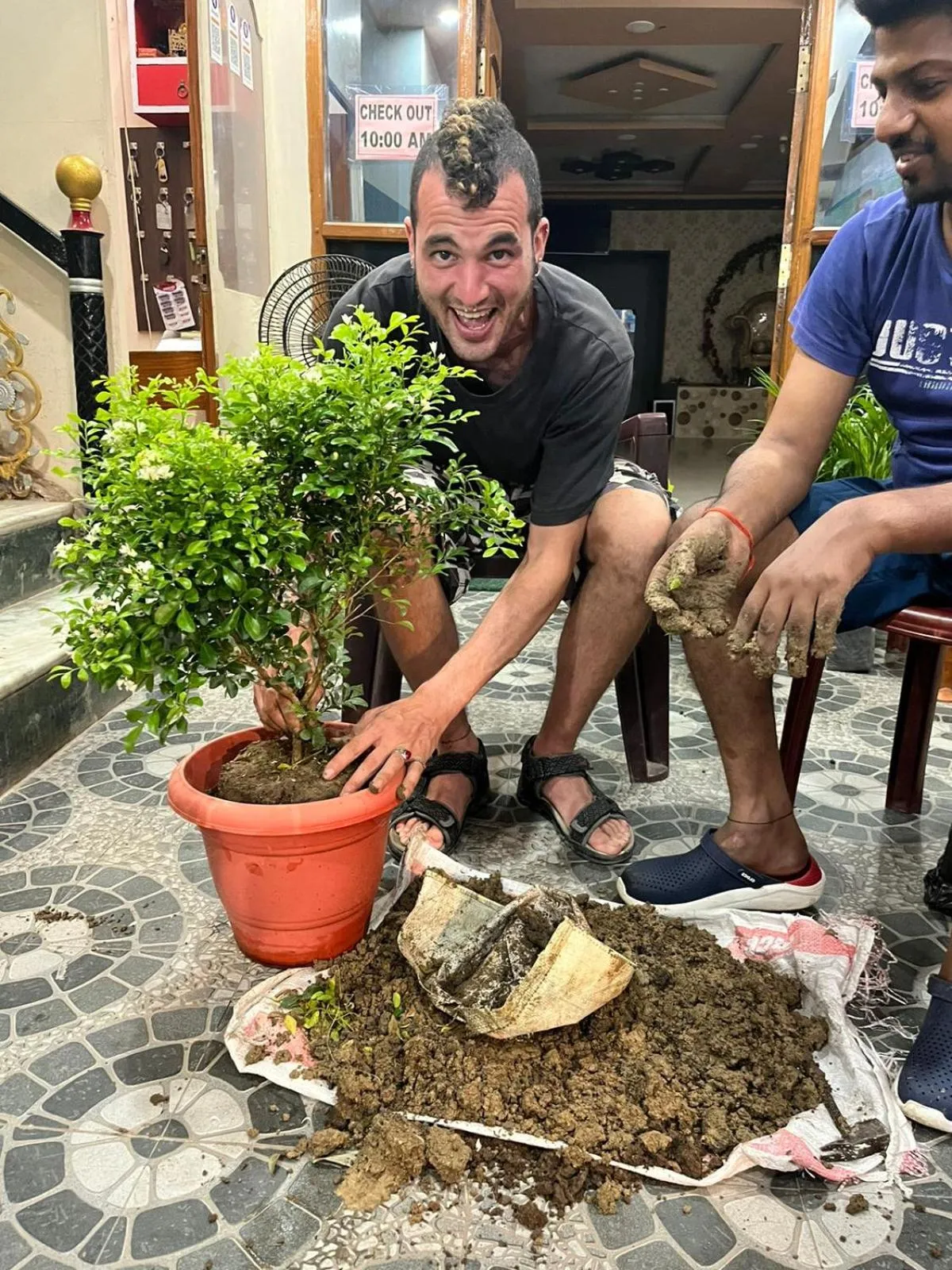 People in Hotel Shakuntla Palace