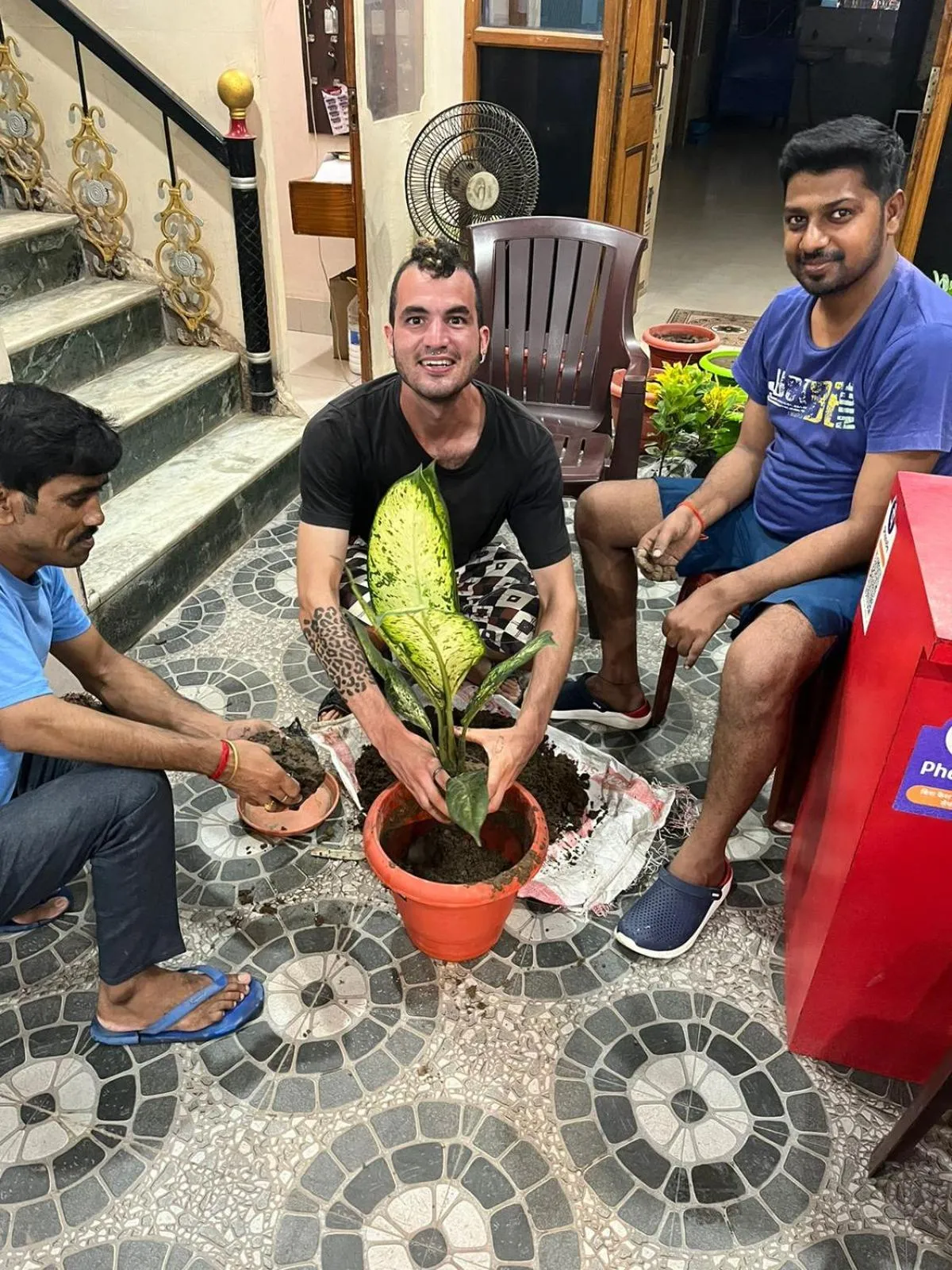 People in Hotel Shakuntla Palace