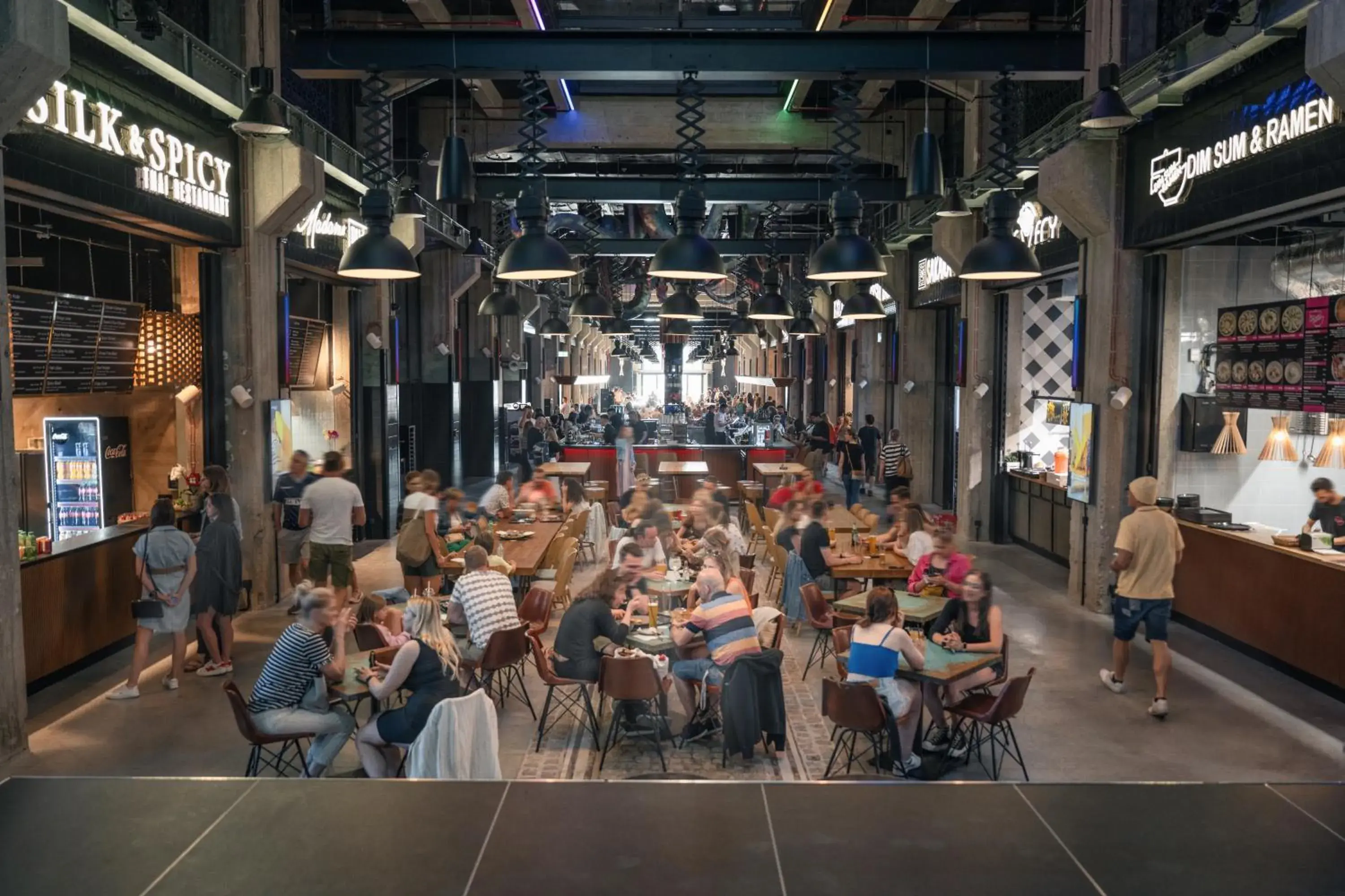 Restaurant/places to eat in MONTOWNIA Lofts & Experience Restaurant/places to eat in MONTOWNIA Lofts & Experience