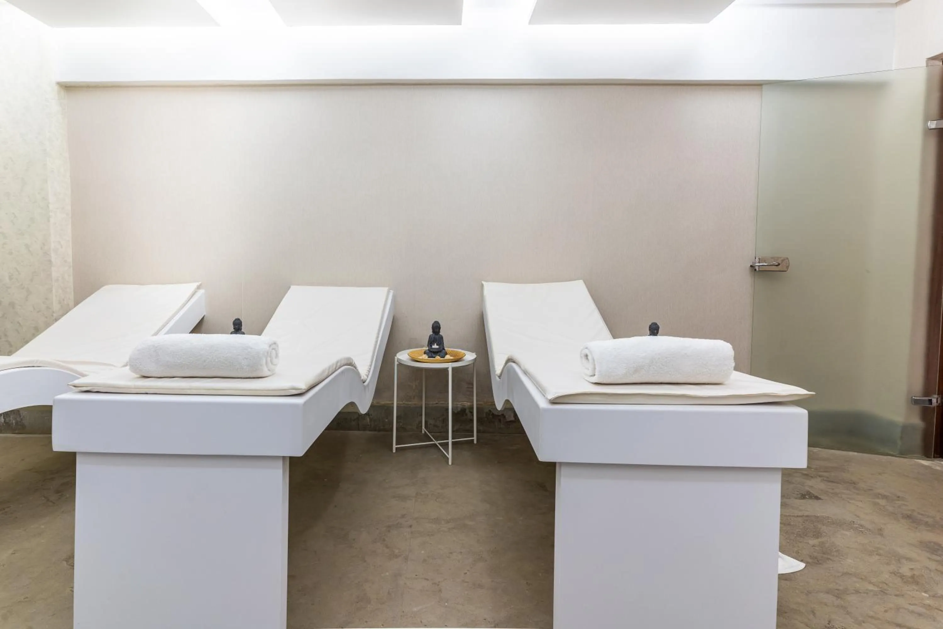 Massage in One Hotel Casablanca