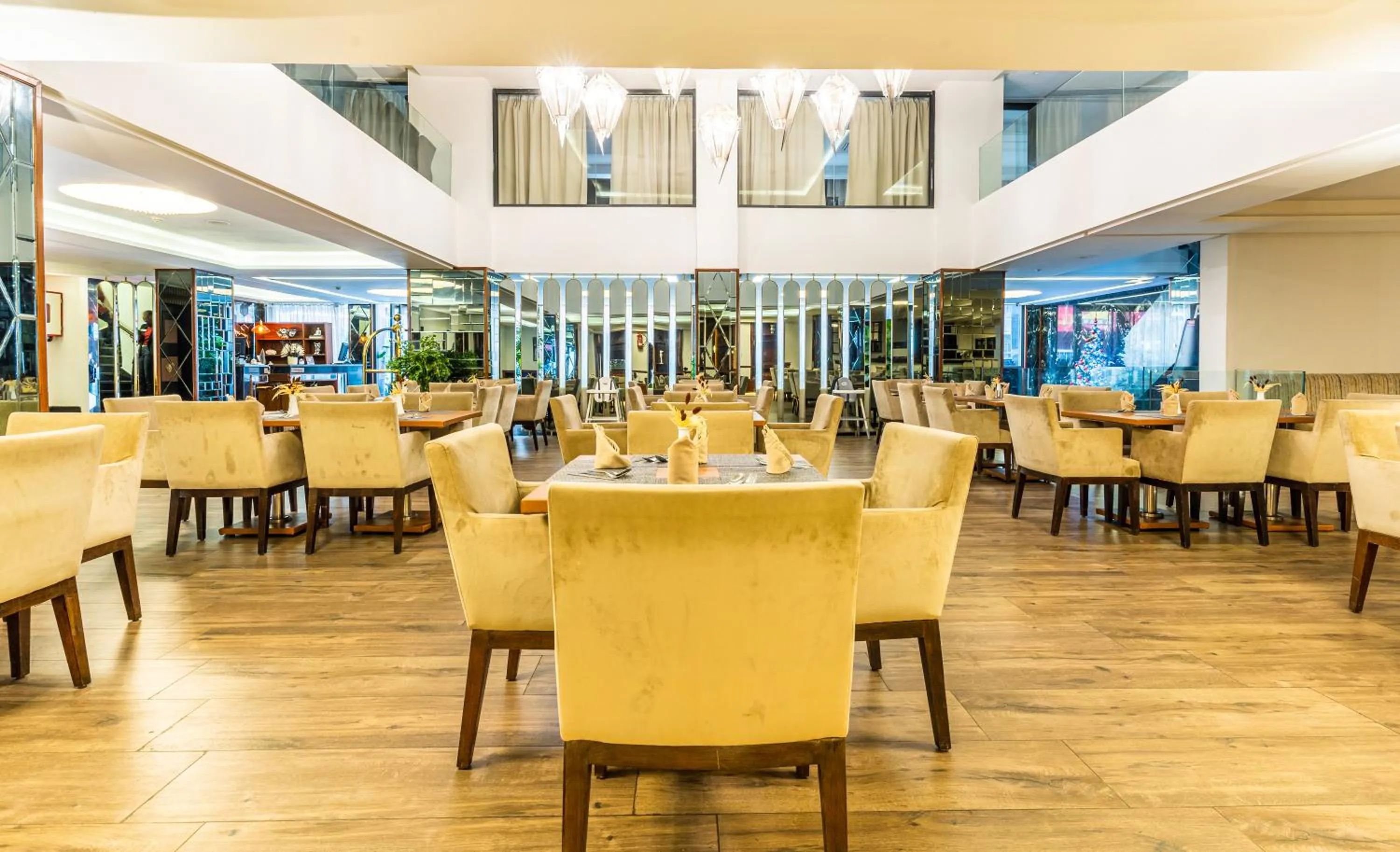 Restaurant/places to eat in One Hotel Casablanca