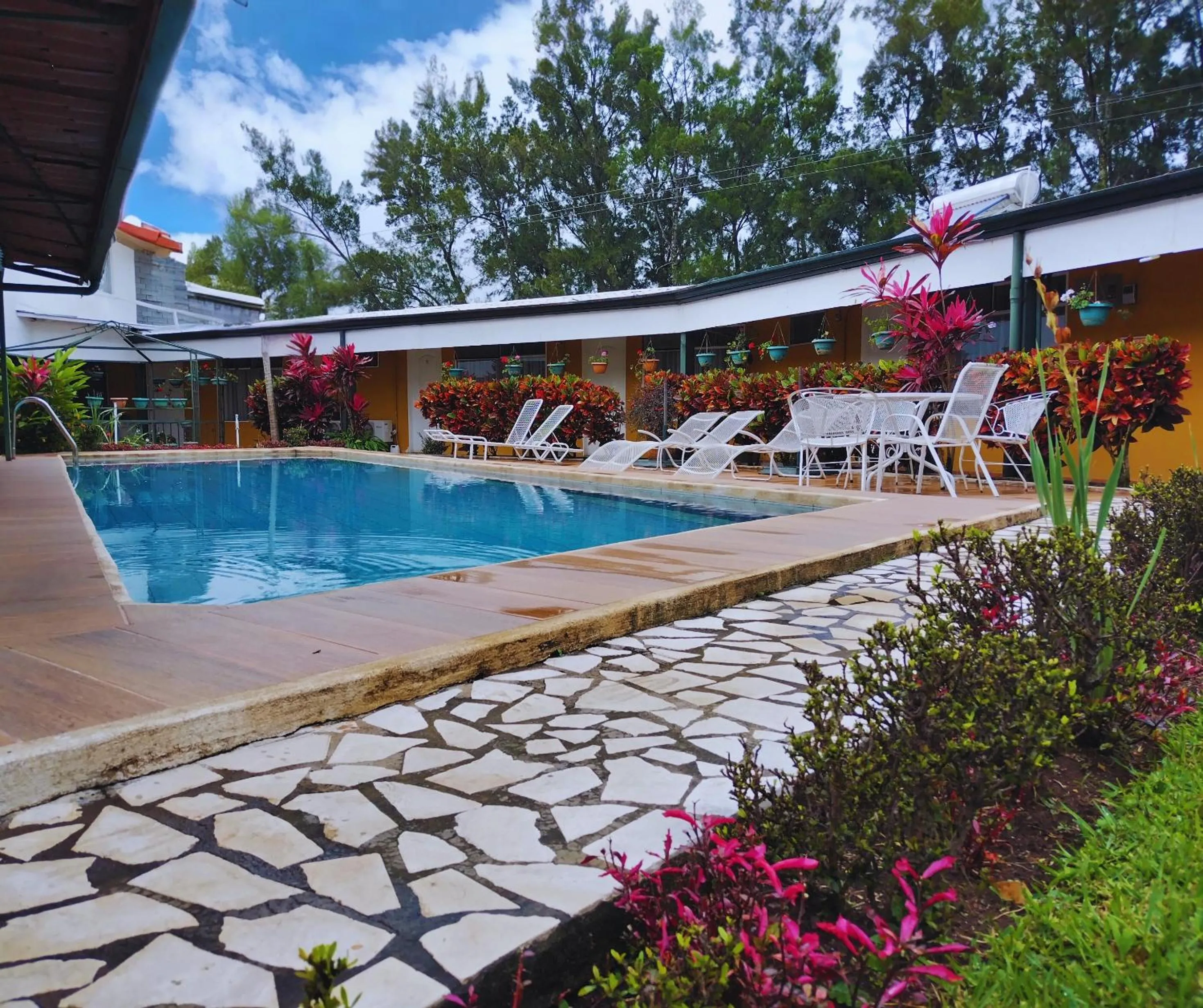 Swimming pool in Hotel Puerta del Sol - San Jose Airport