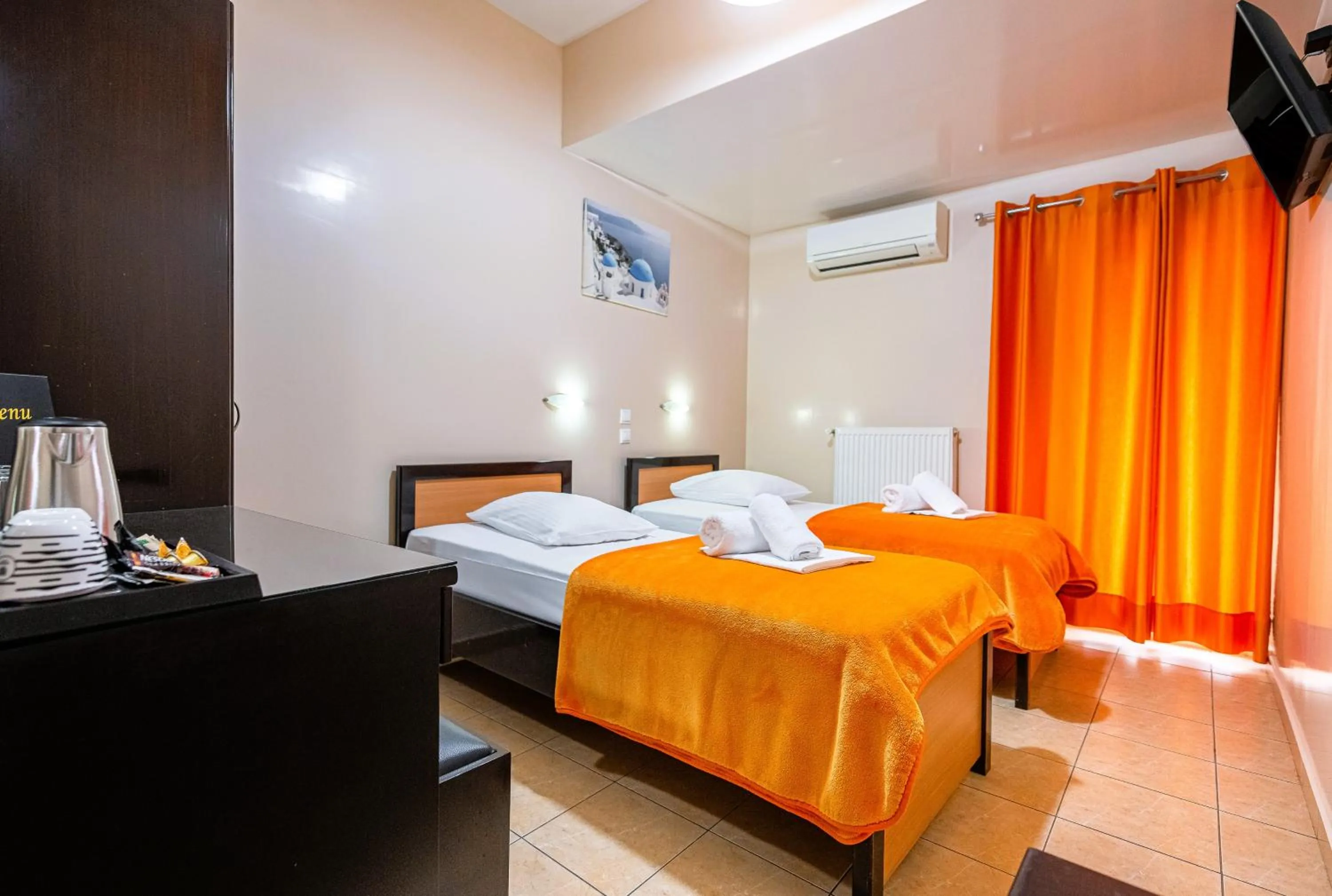 Bedroom, Bed in Faros I