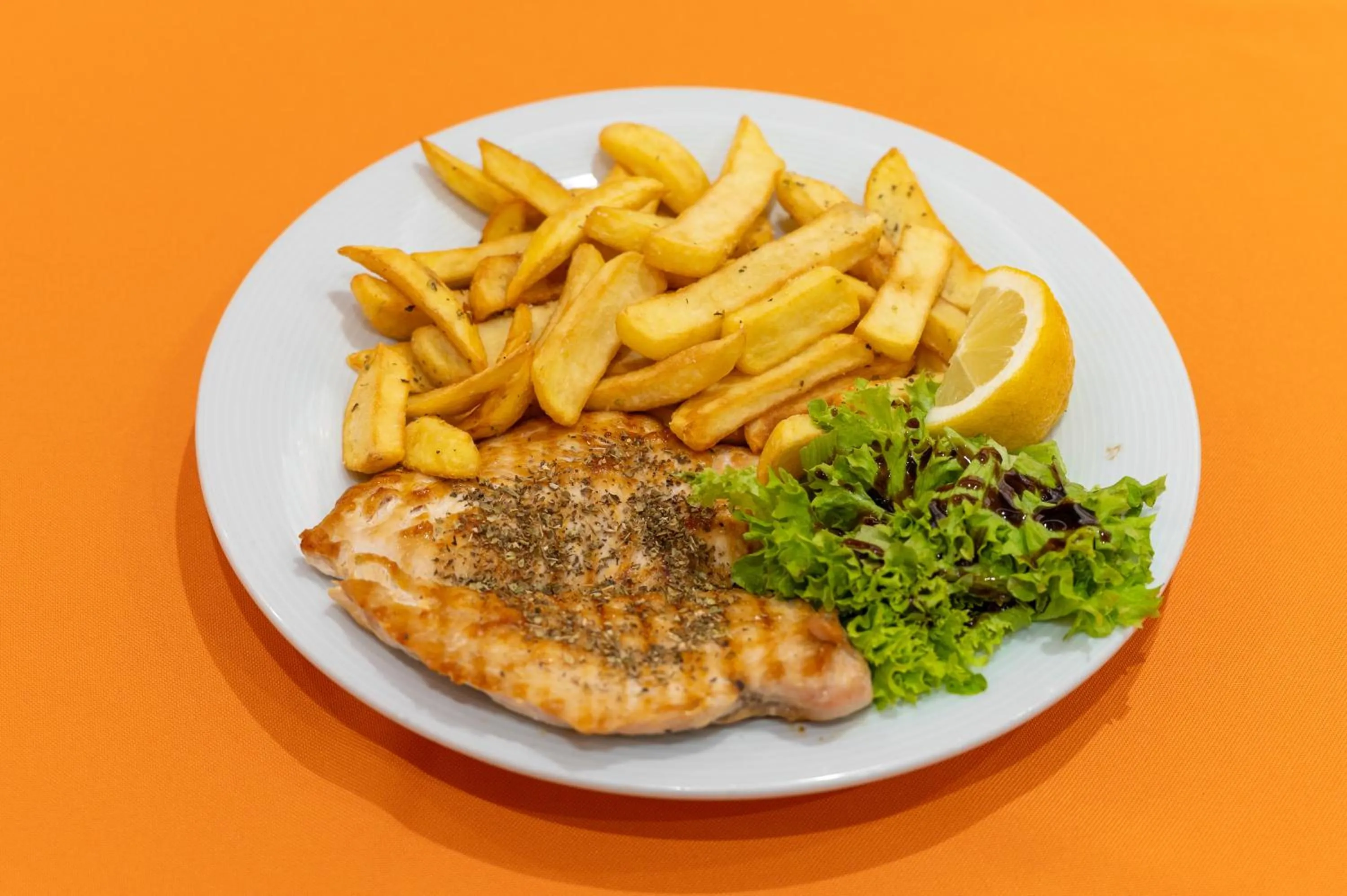 Restaurant/places to eat in Faros I