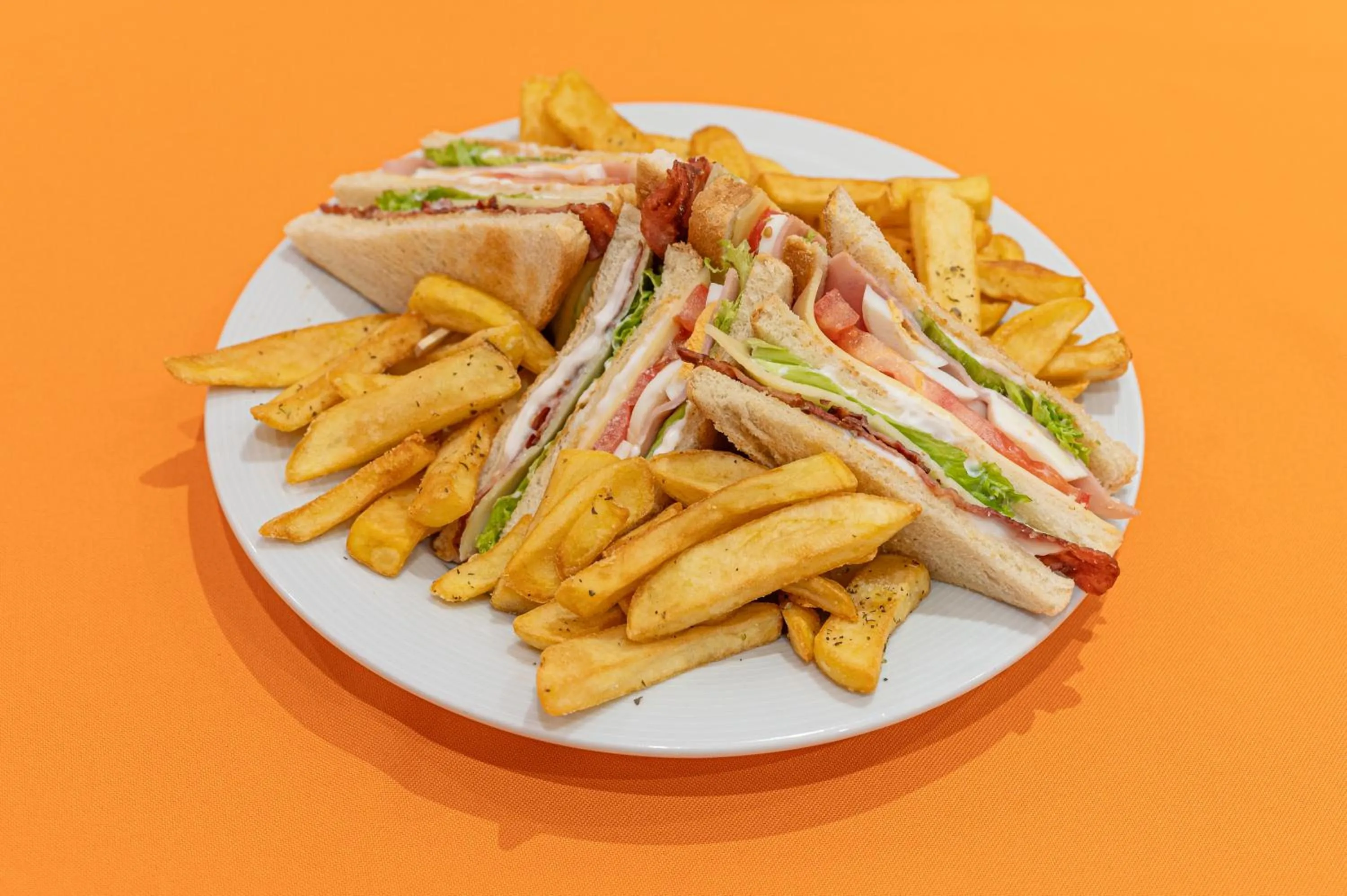 Restaurant/places to eat in Faros I