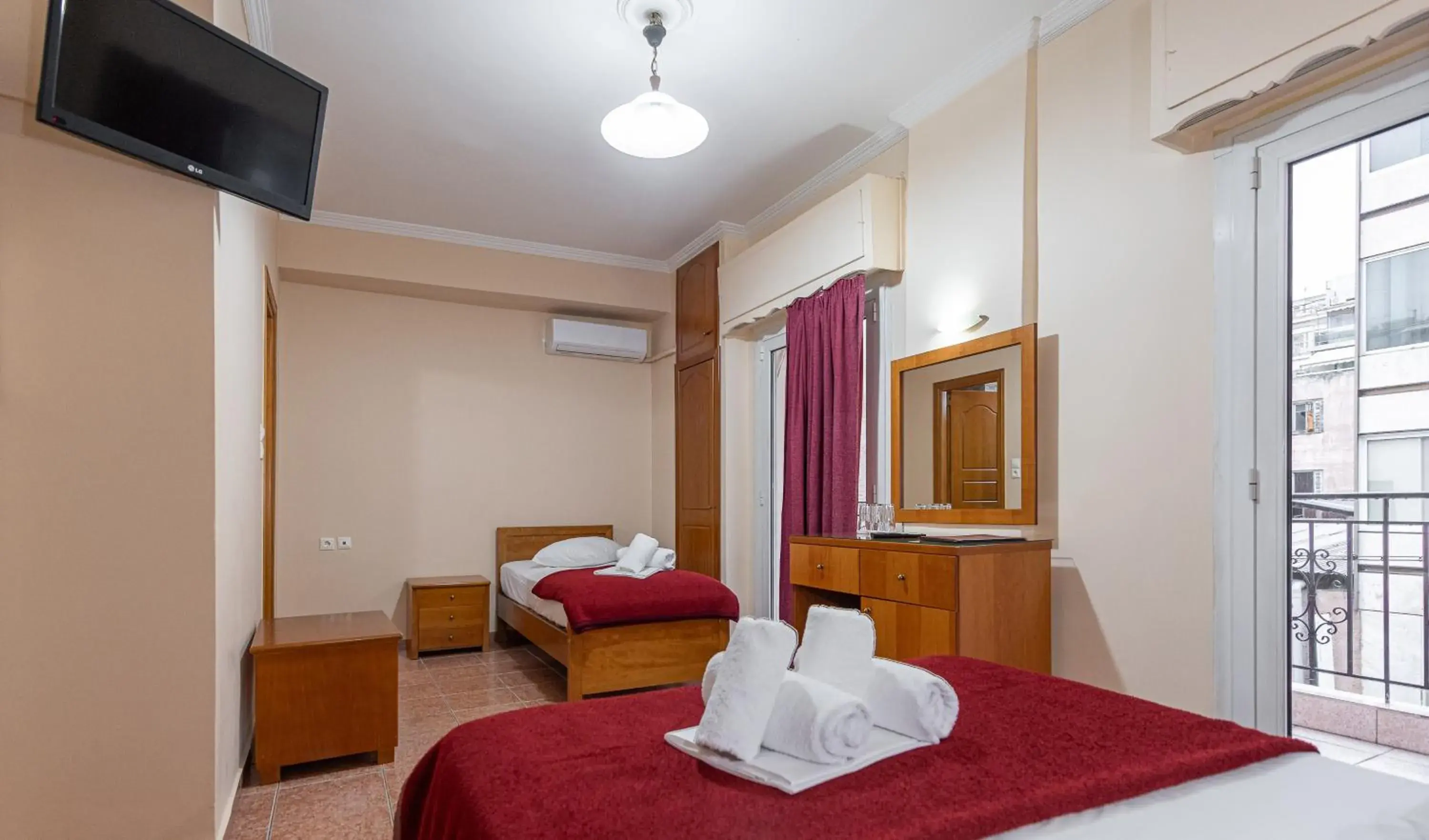 Economy Double or Twin Room in Faros II Economy Double or Twin Room in Faros II