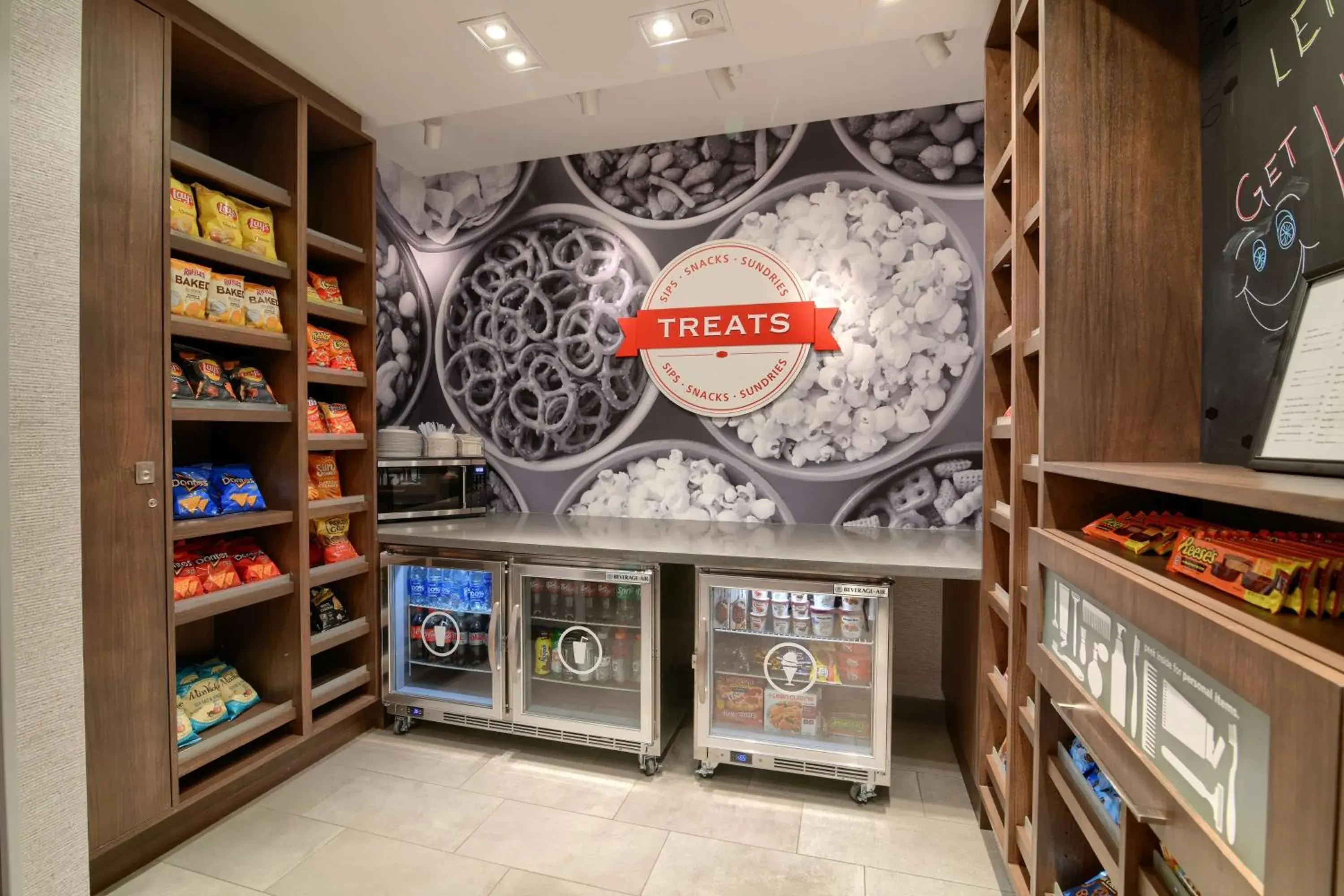 Restaurant/places to eat in Hampton Inn Lincoln White Mountains Restaurant/places to eat in Hampton Inn Lincoln White Mountains