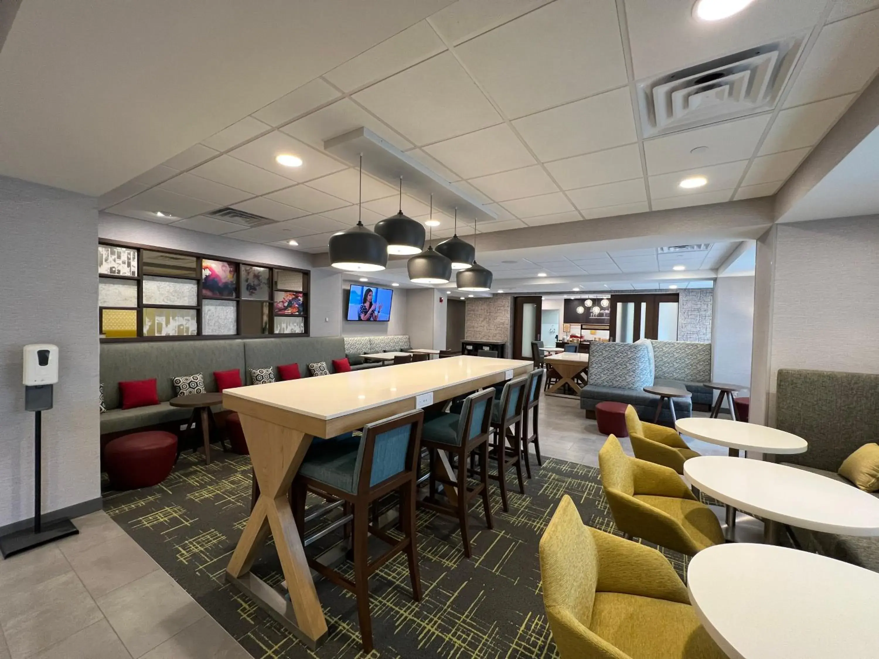 Restaurant/places to eat in Hampton Inn Lincoln White Mountains Restaurant/places to eat in Hampton Inn Lincoln White Mountains