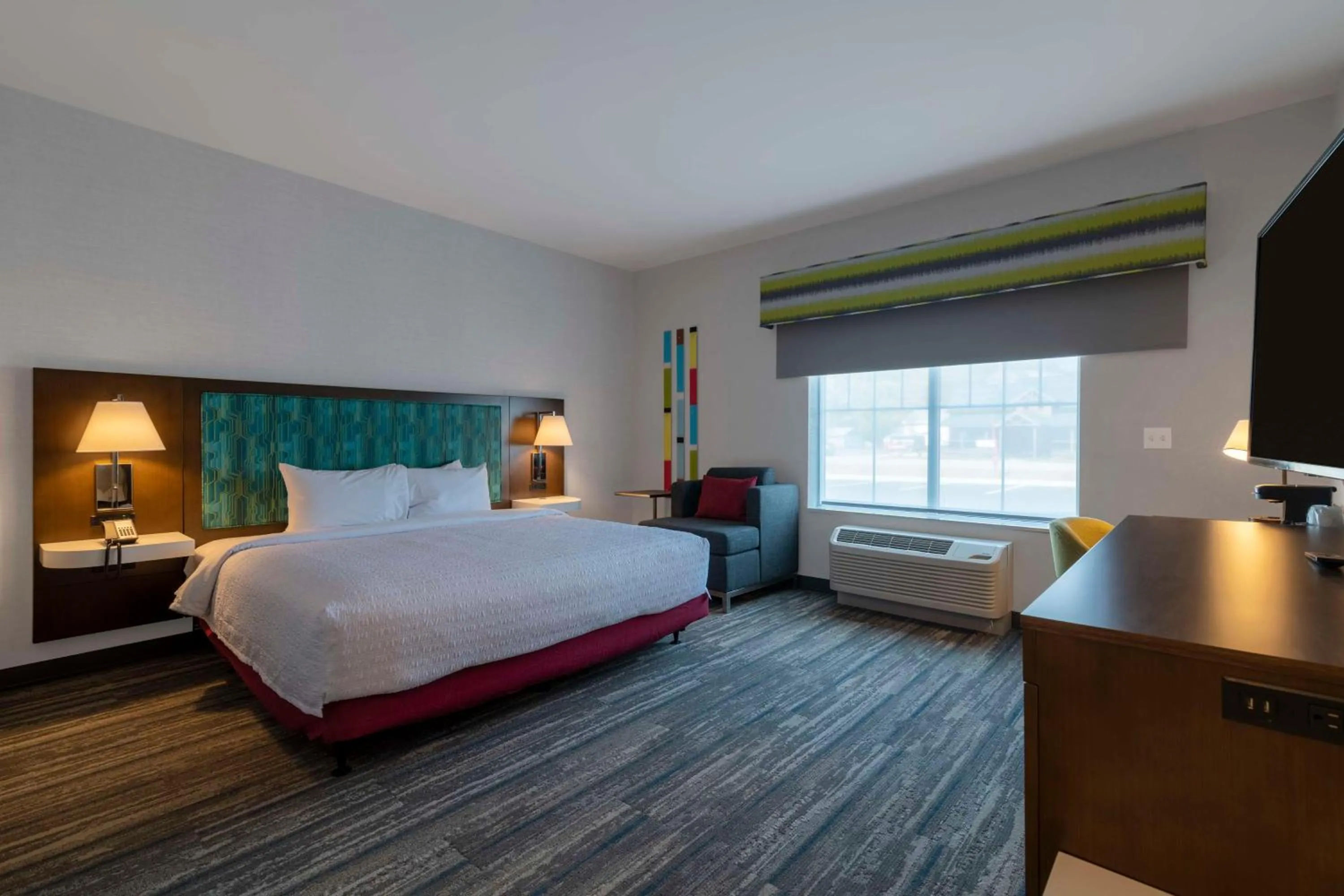 Bed in Hampton Inn Lincoln White Mountains