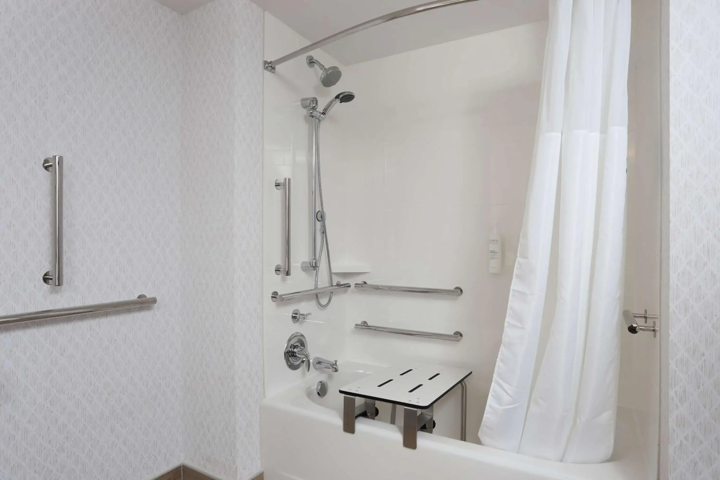 Bathroom in Hampton Inn & Suites Manistee, Mi Bathroom in Hampton Inn & Suites Manistee, Mi