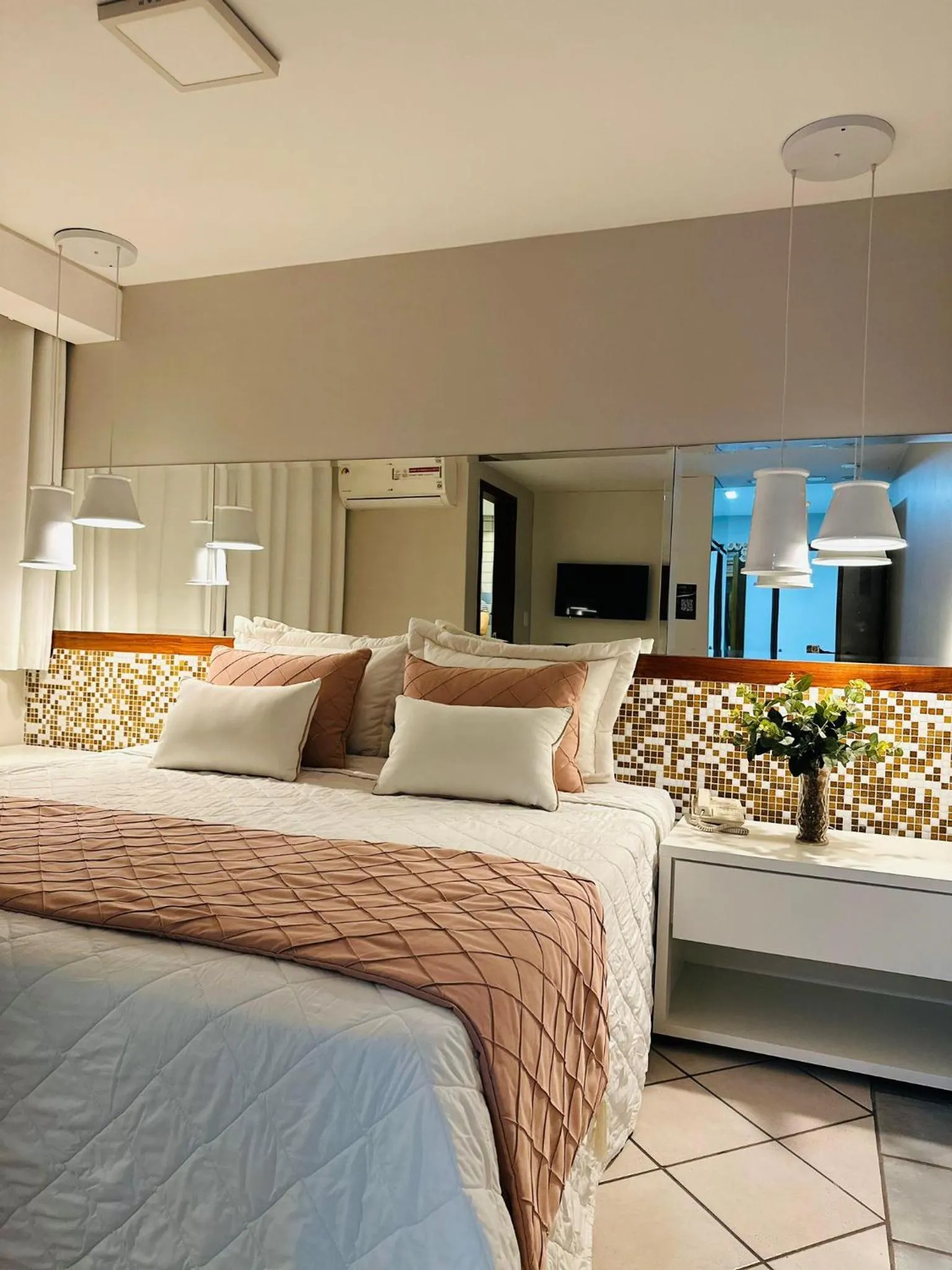 Bed in Porty Brasil Hotel