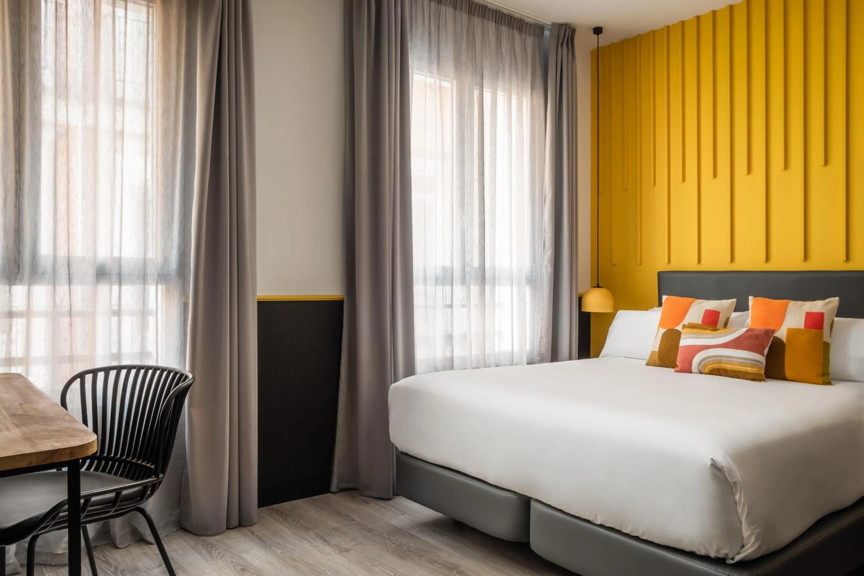 Bed in BYPILLOW Crosstown