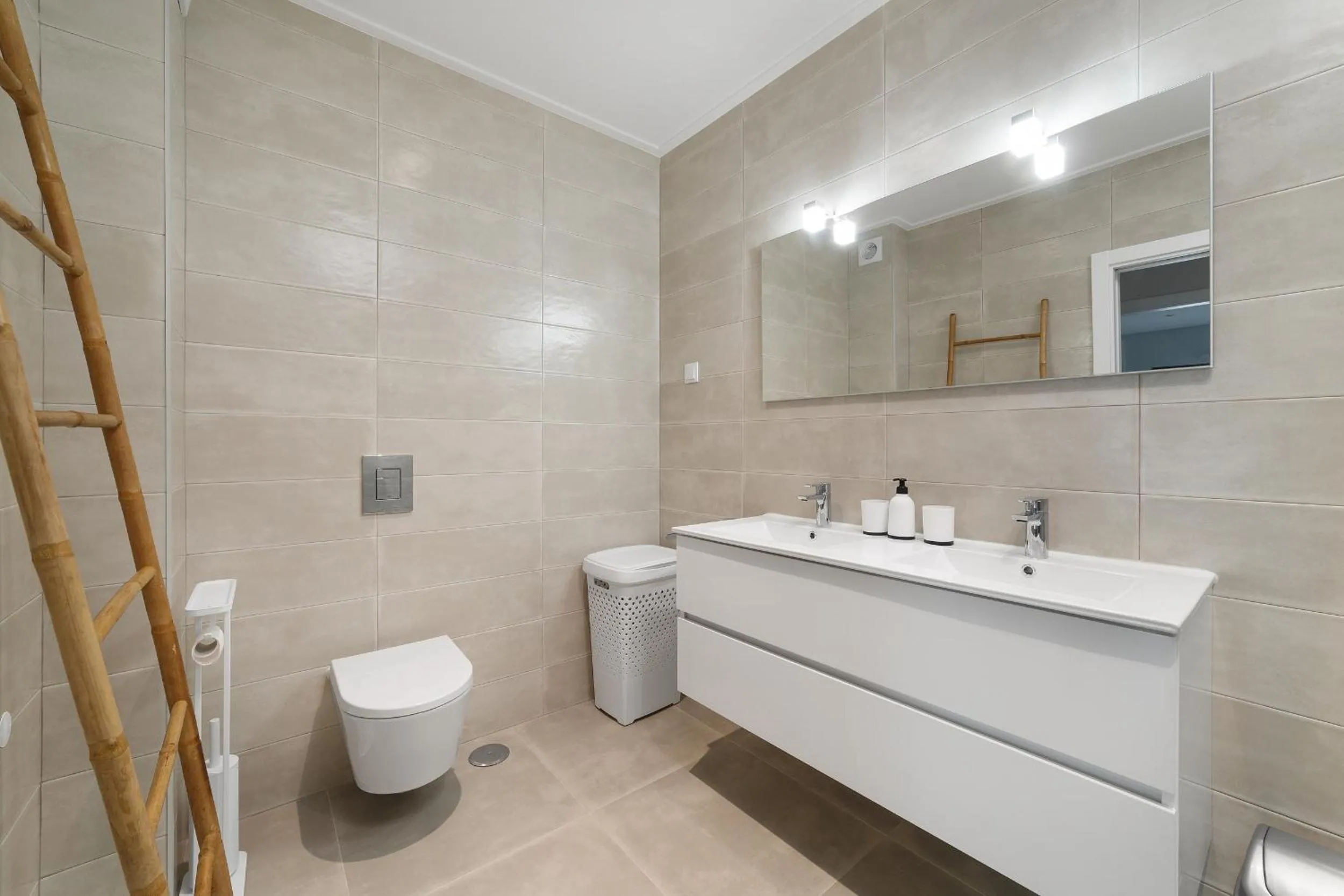 Bathroom in Lagoa Views - Holiday Apartment