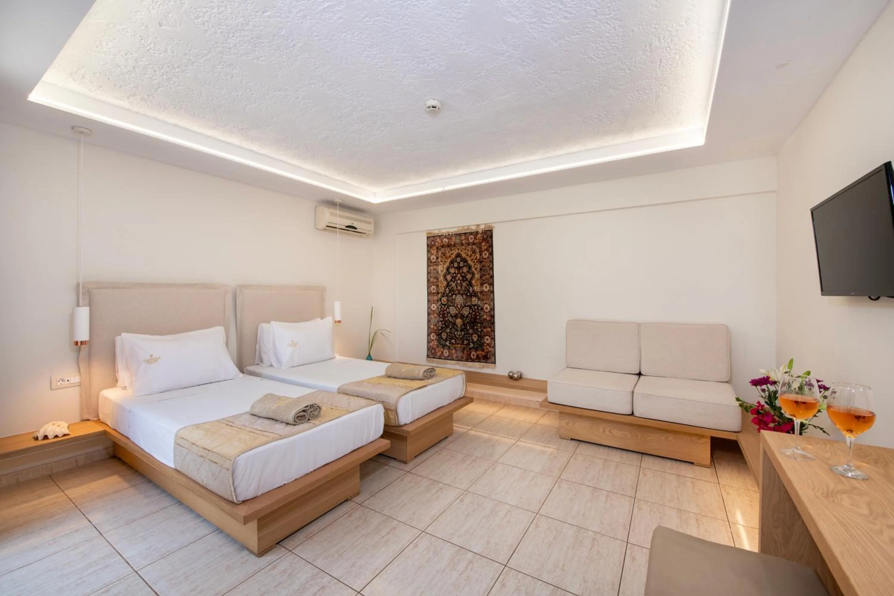 Bed in Orpheas Resort Hotel (Adults Only)