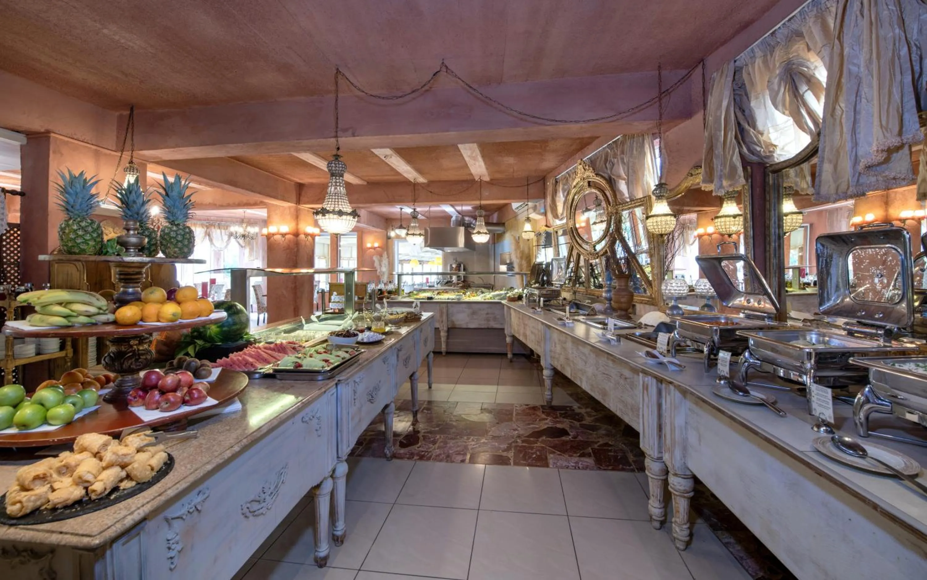 Restaurant/places to eat in Orpheas Resort Hotel (Adults Only)