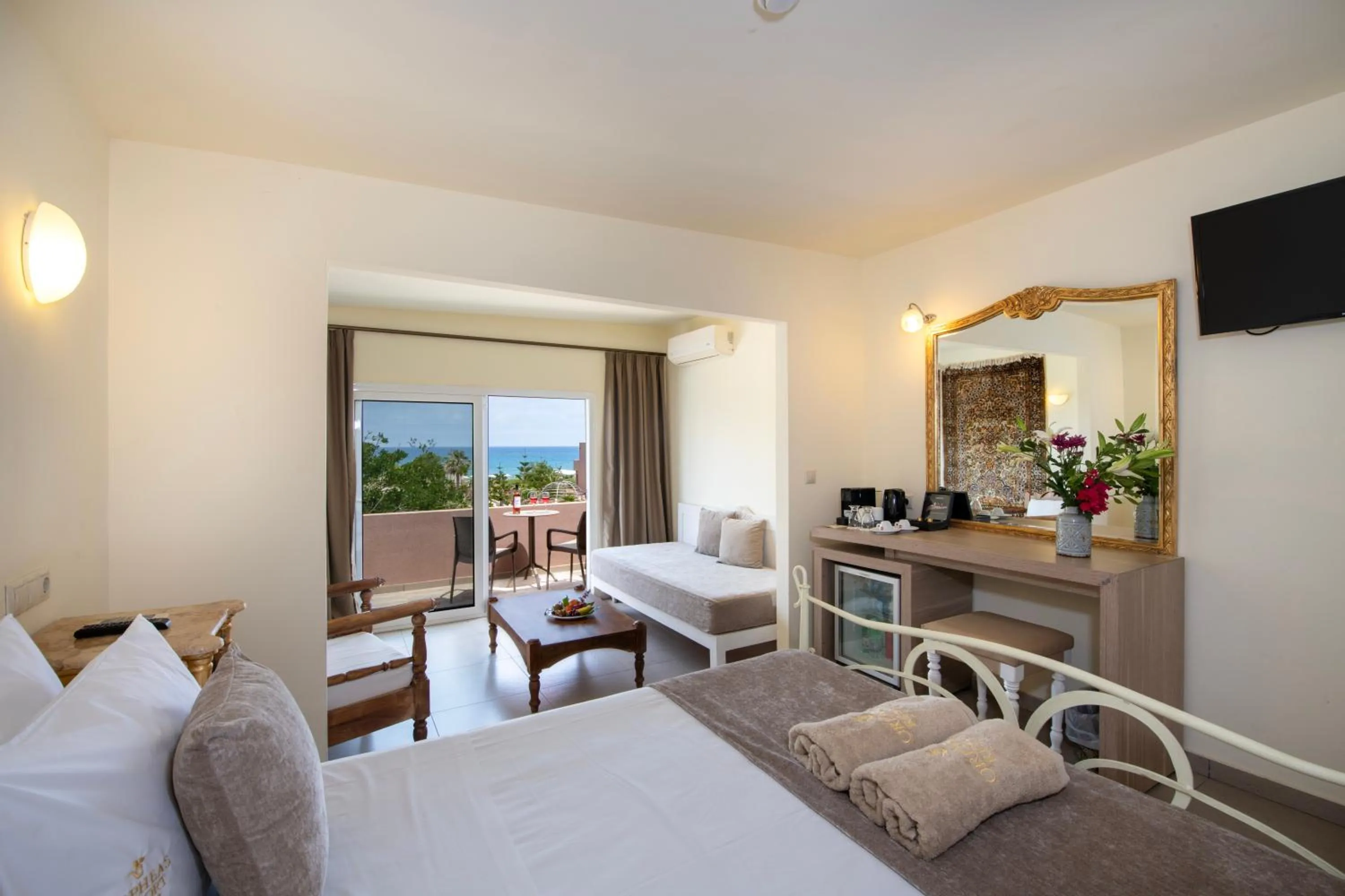 Bed in Orpheas Resort Hotel (Adults Only)