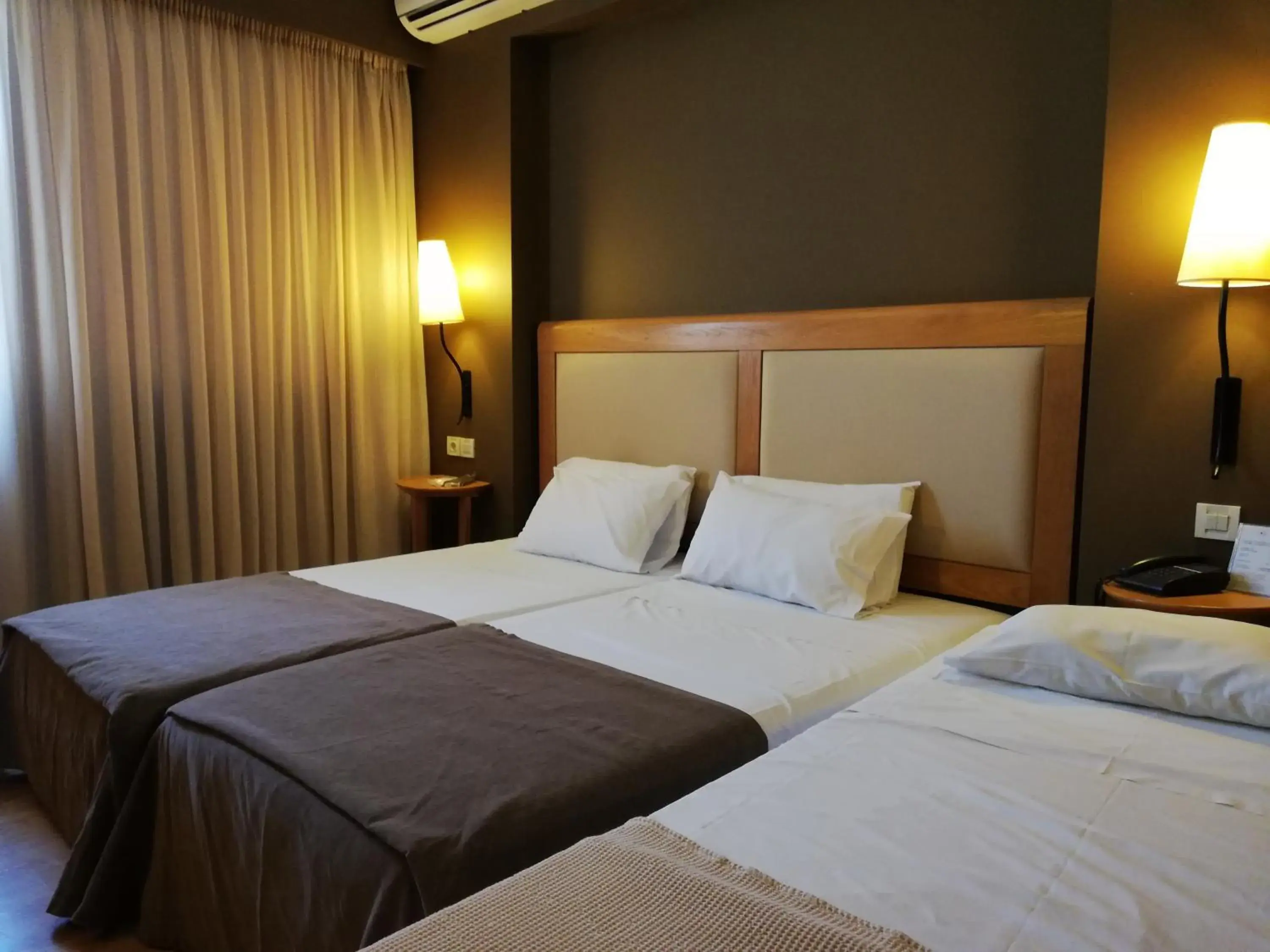 Bed in Olympic Hotel Bed in Olympic Hotel