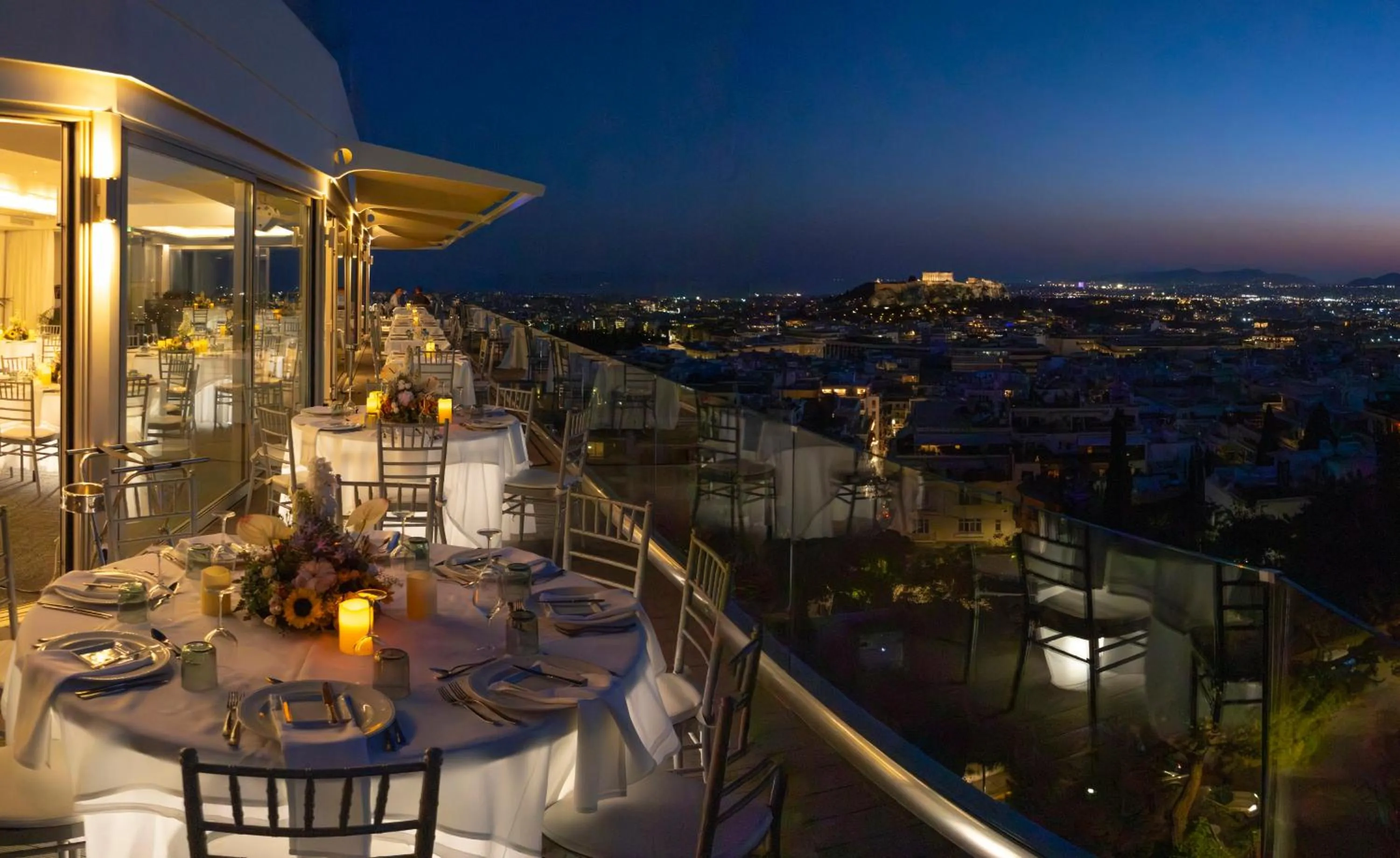 Restaurant/places to eat in St George Lycabettus Lifestyle Hotel