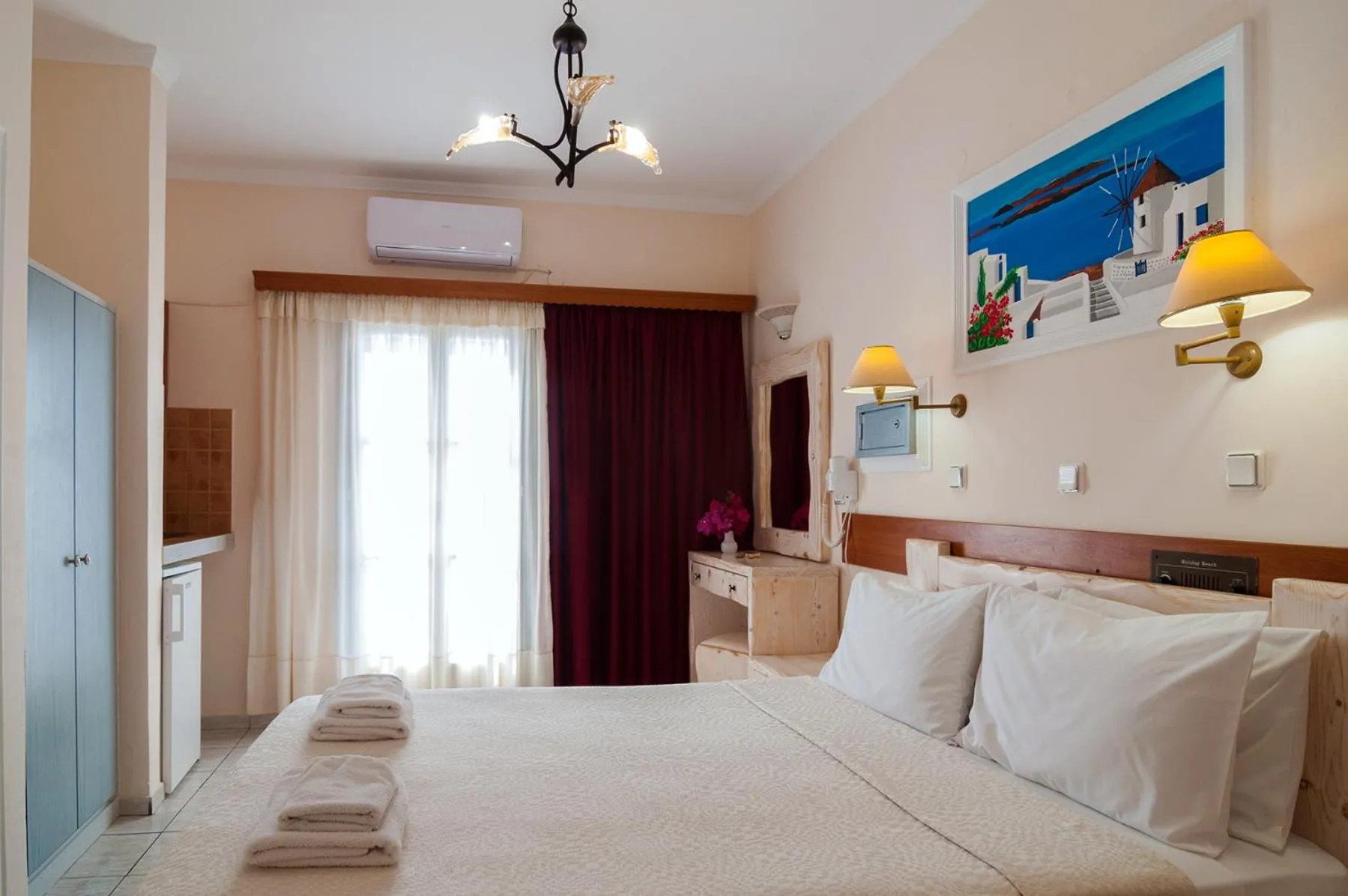 Bedroom, Bed in Holiday Beach Resort Santorini