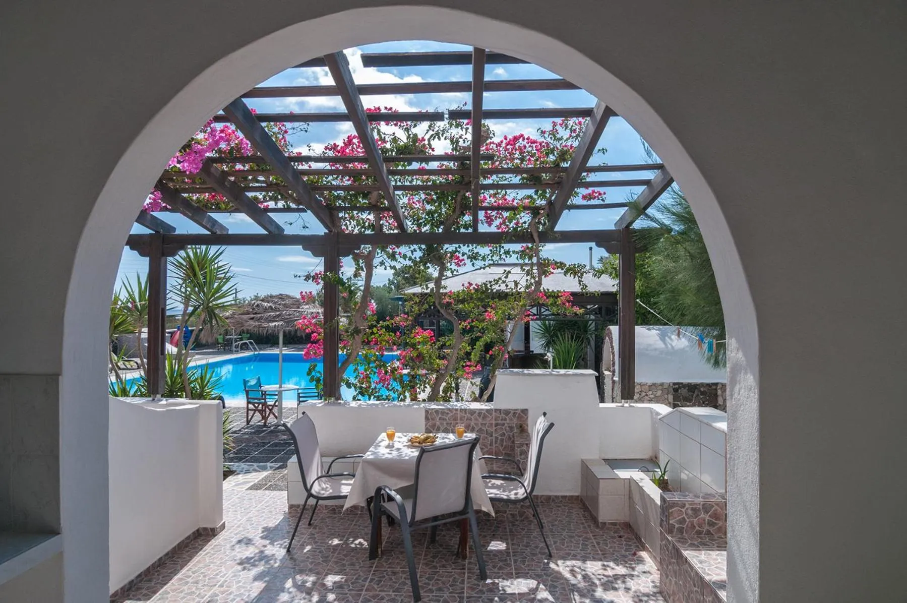 Balcony/Terrace in Holiday Beach Resort Santorini