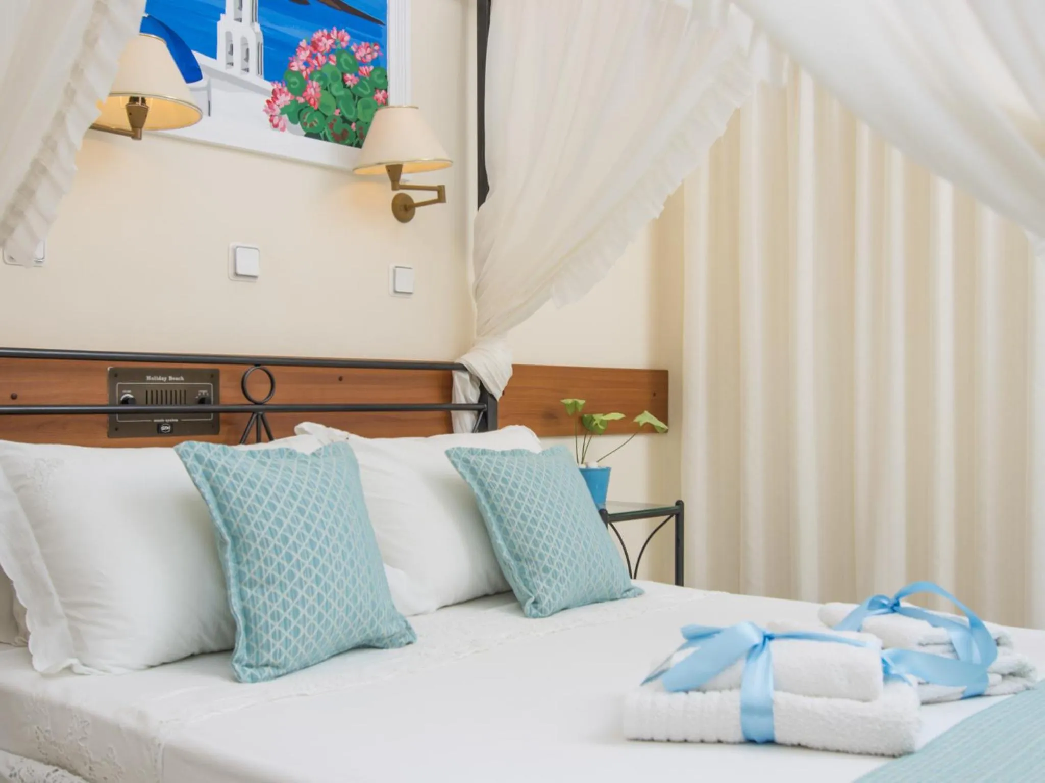 Decorative detail, Bed in Holiday Beach Resort Santorini