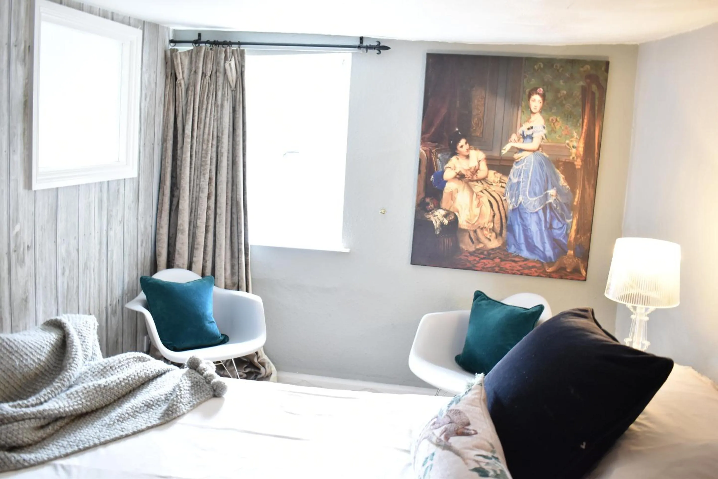 Bedroom, Bed in Davenford Cotswold Gardens