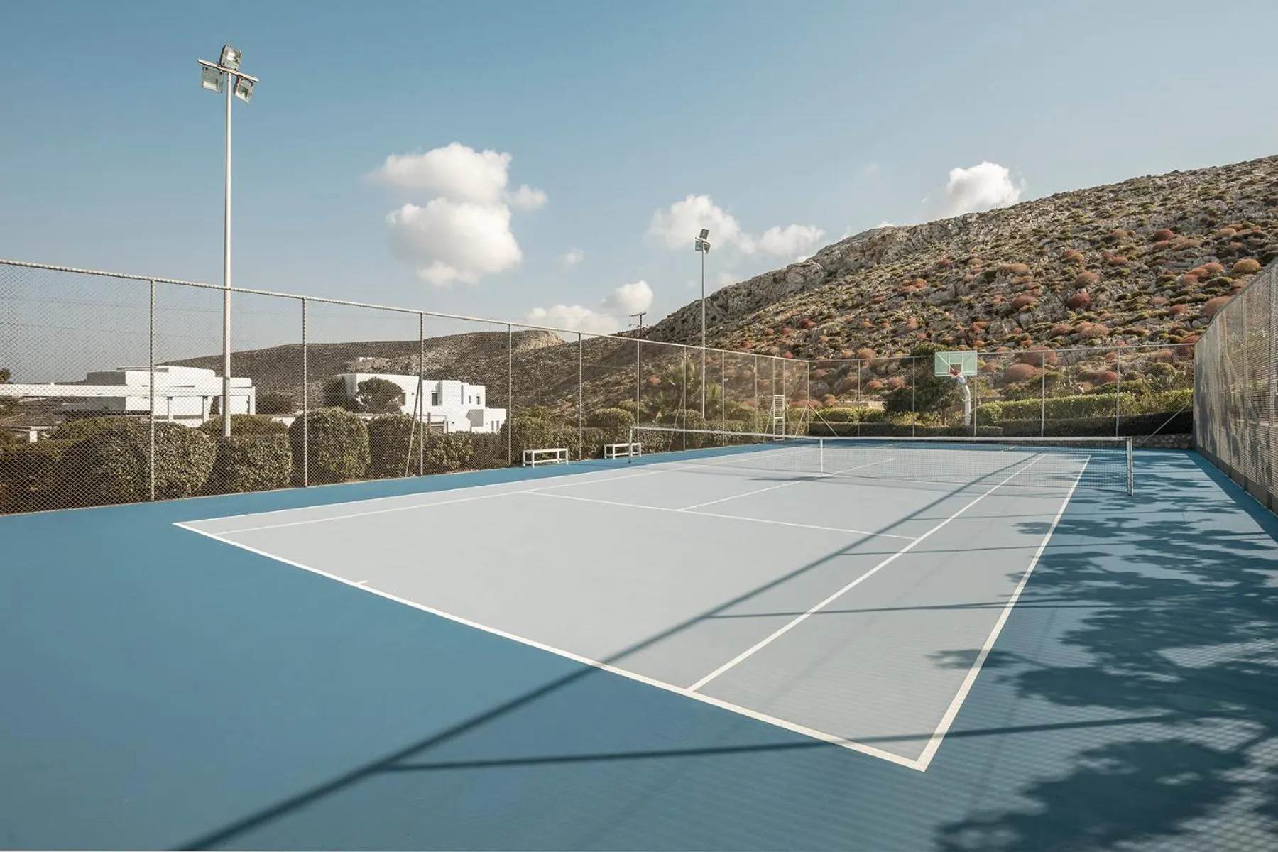 Tennis court in ANEMI Folegandros
