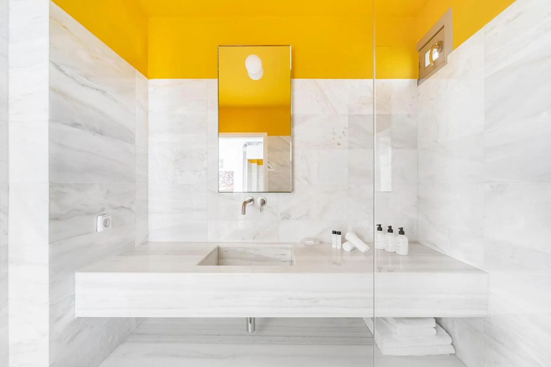 Bathroom in ANEMI Folegandros