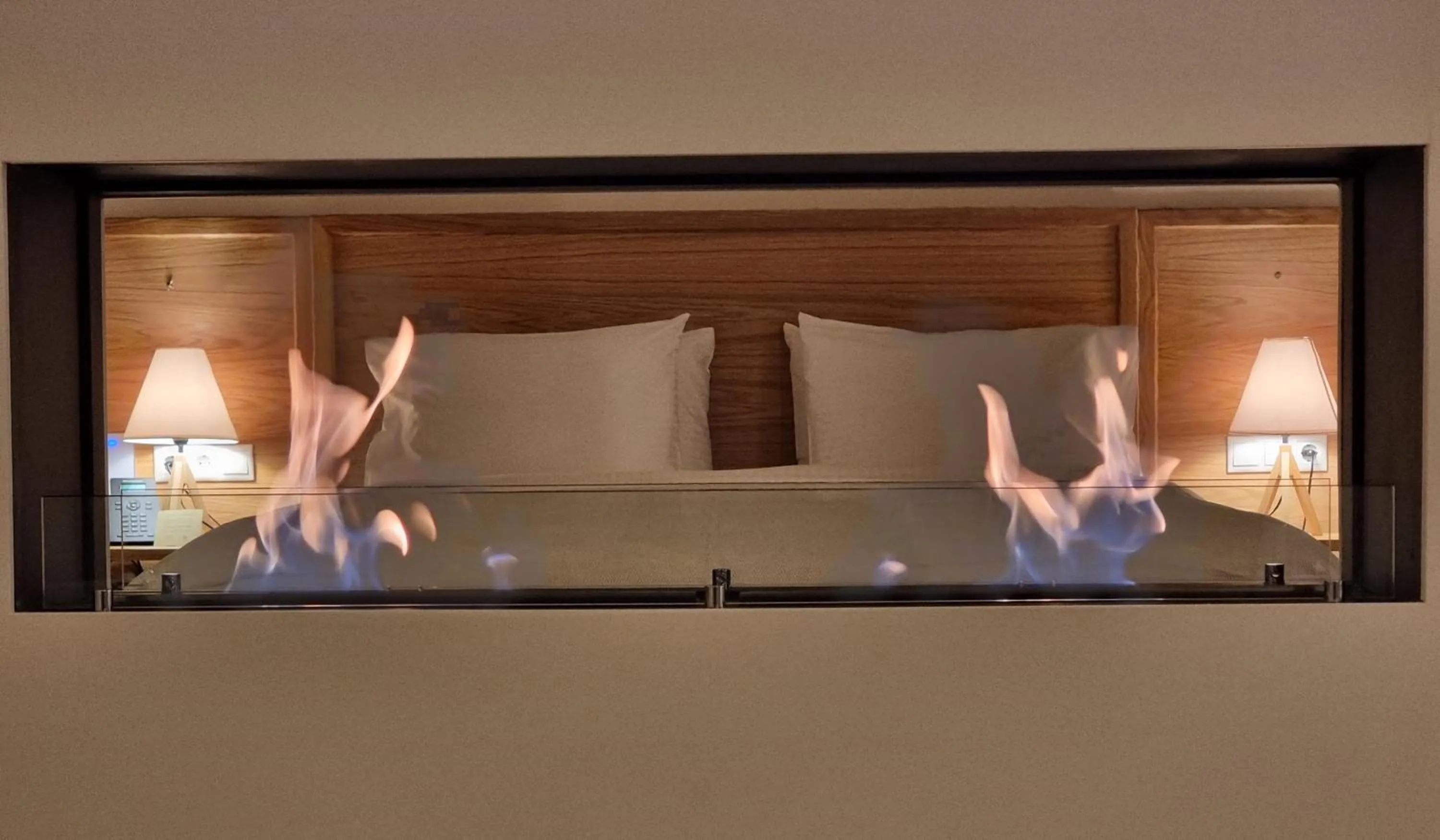 flat iron, Bed in Likoria Hotel