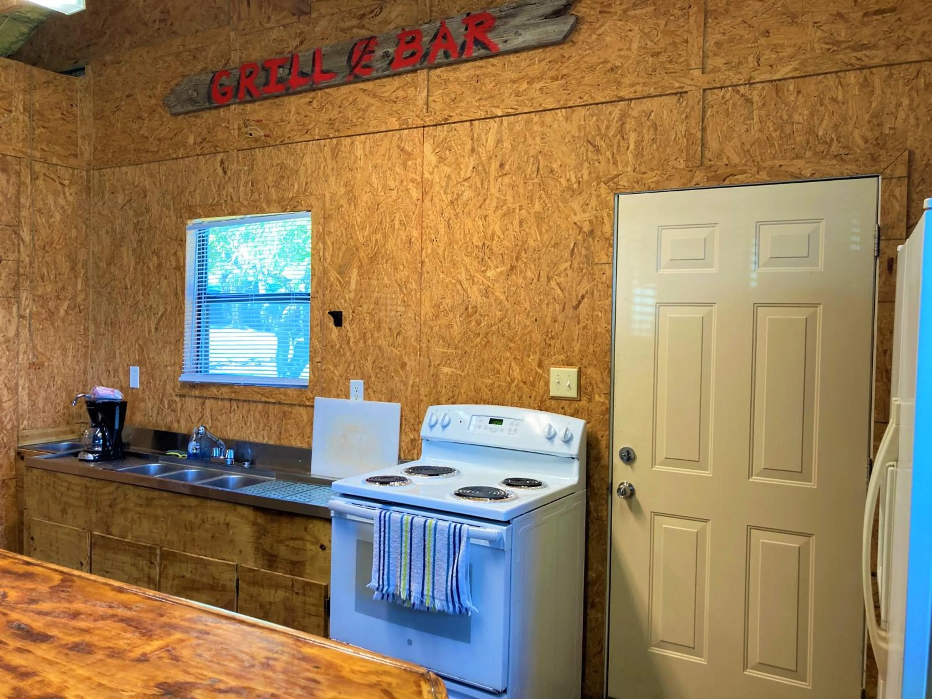 Kitchen or kitchenette in Outback Campground and Marina