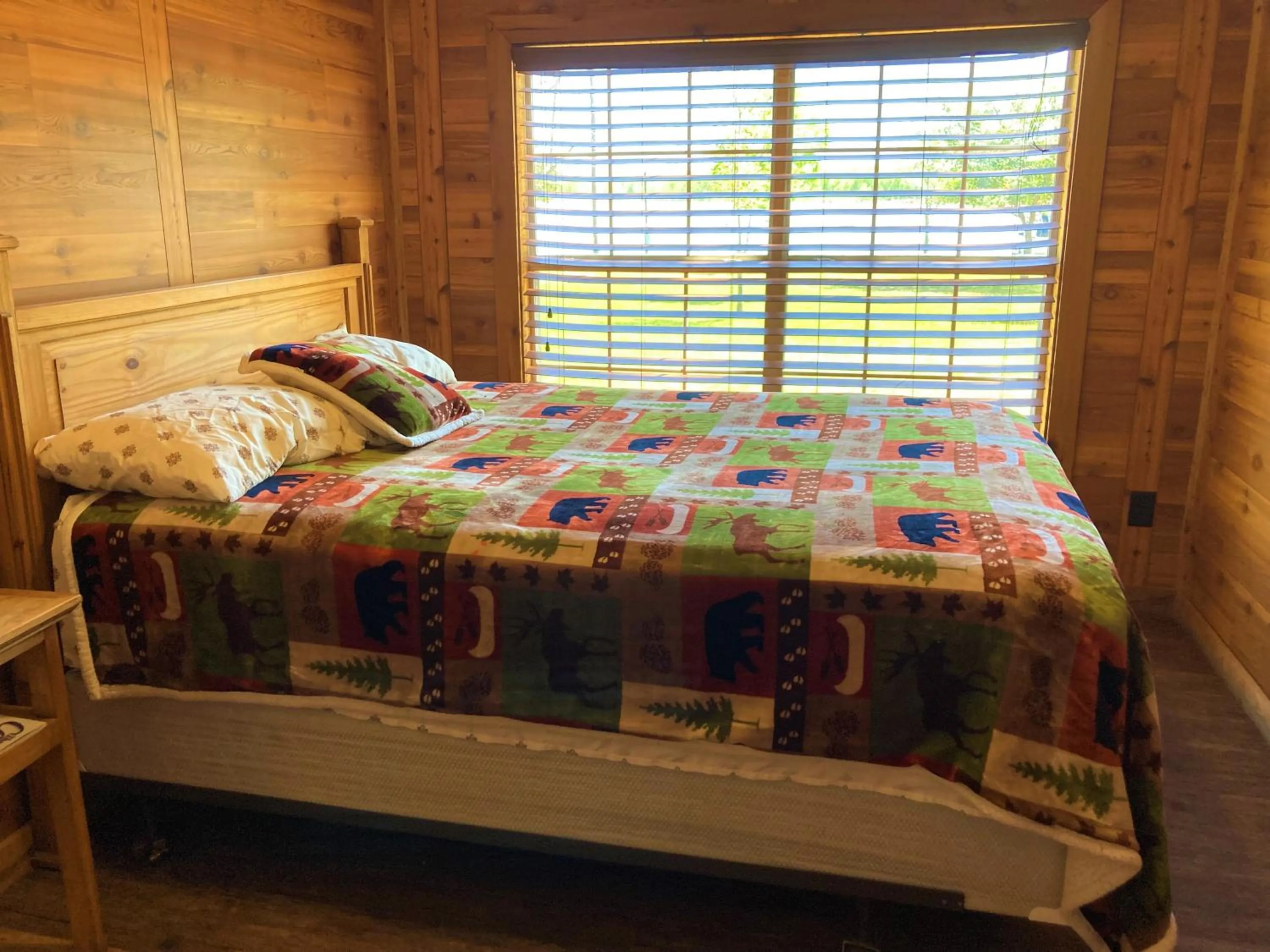 Bedroom, Bed in Outback Campground and Marina