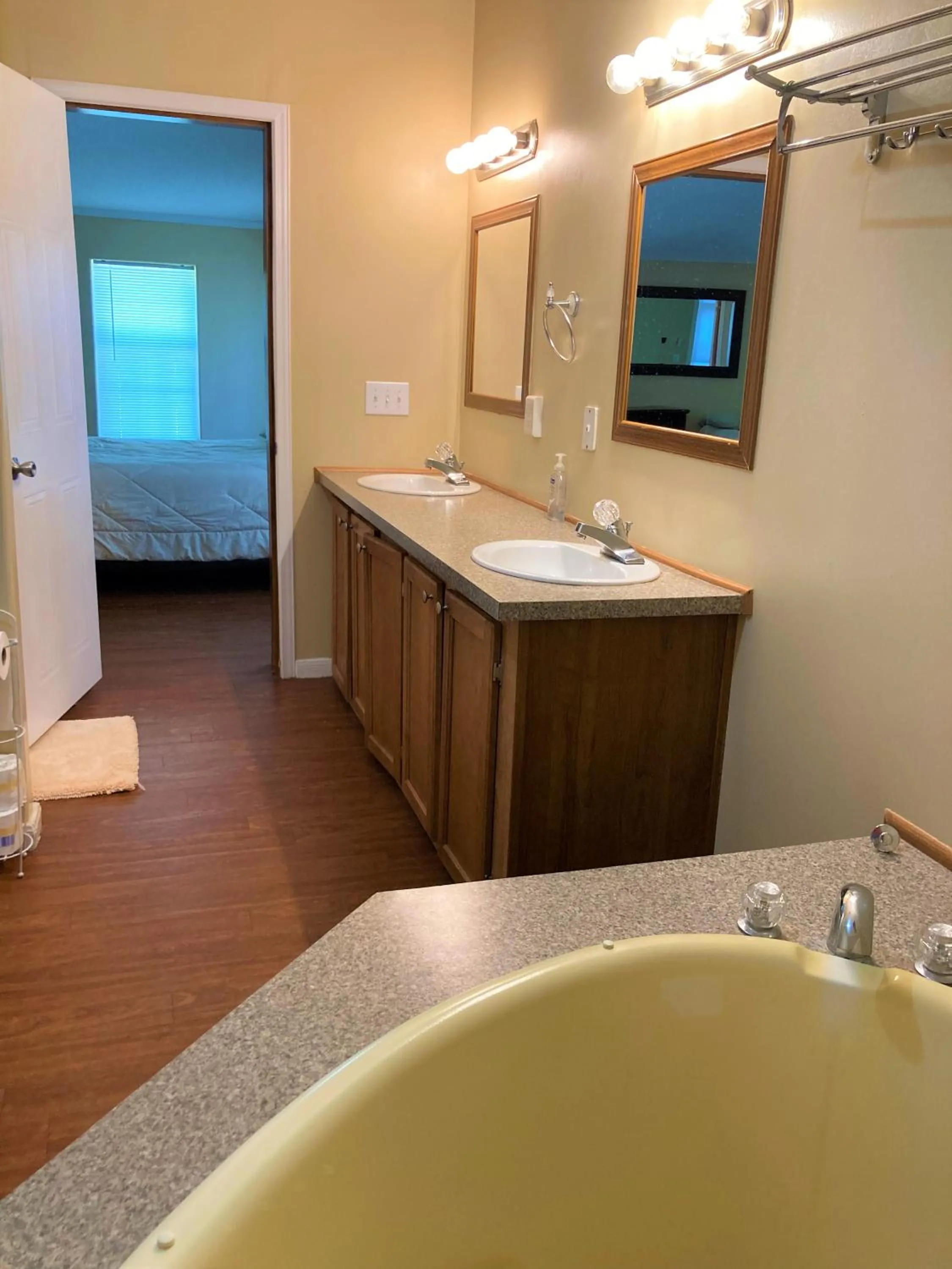 Bathroom in Outback Campground and Marina