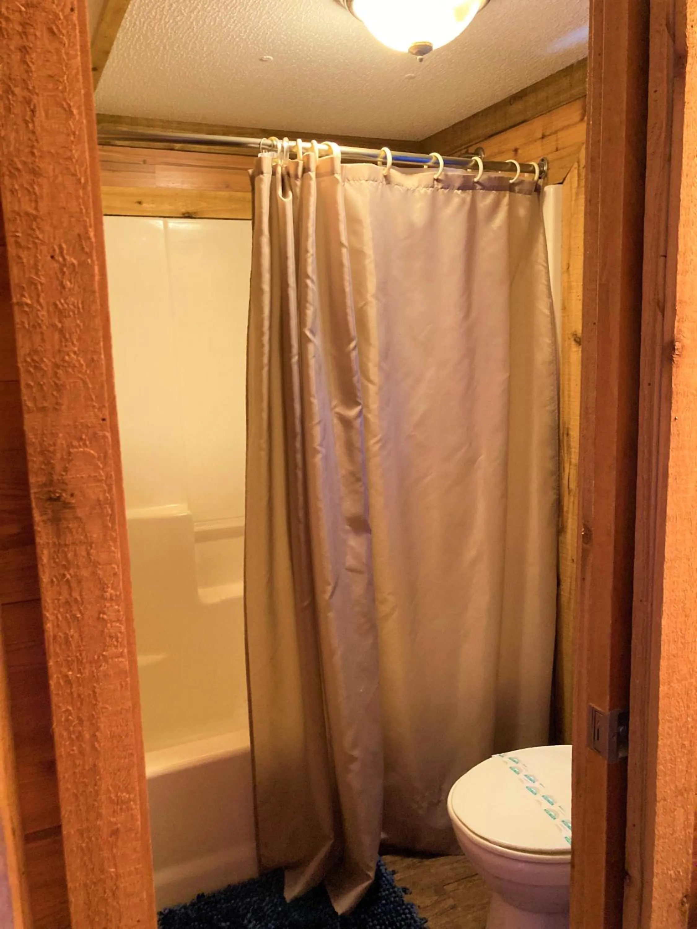 Bathroom in Outback Campground and Marina