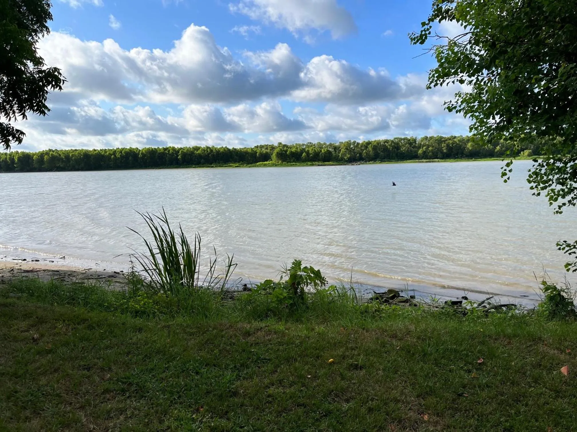 Lake view in Outback Campground and Marina