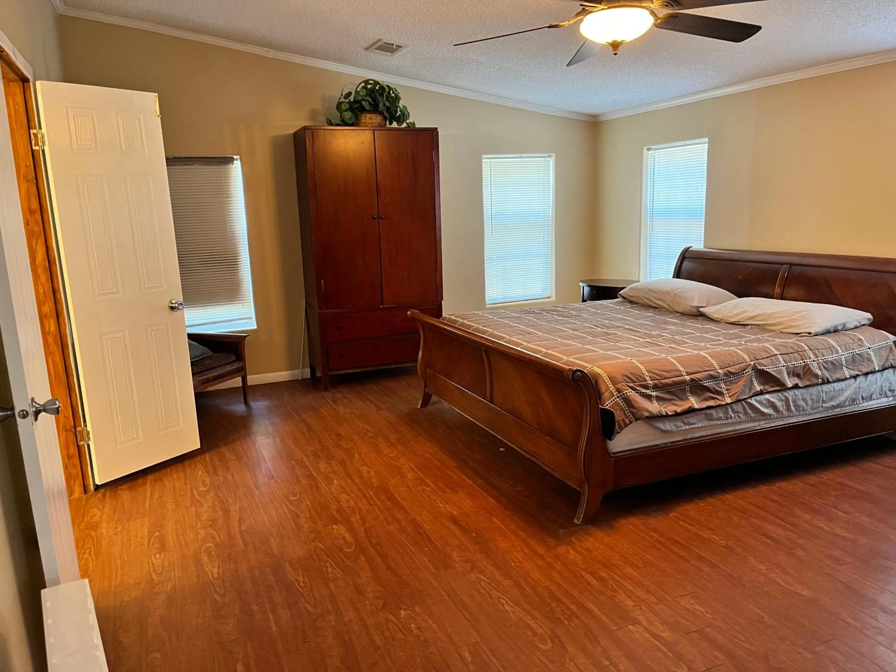 Bedroom, Bed in Outback Campground and Marina